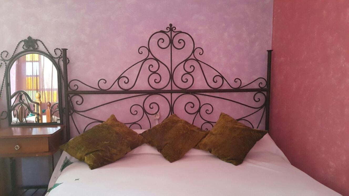 Double Room - Photo 7