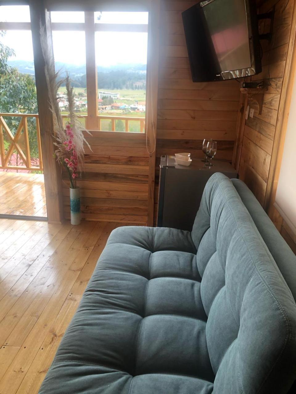One-Bedroom House photo 1