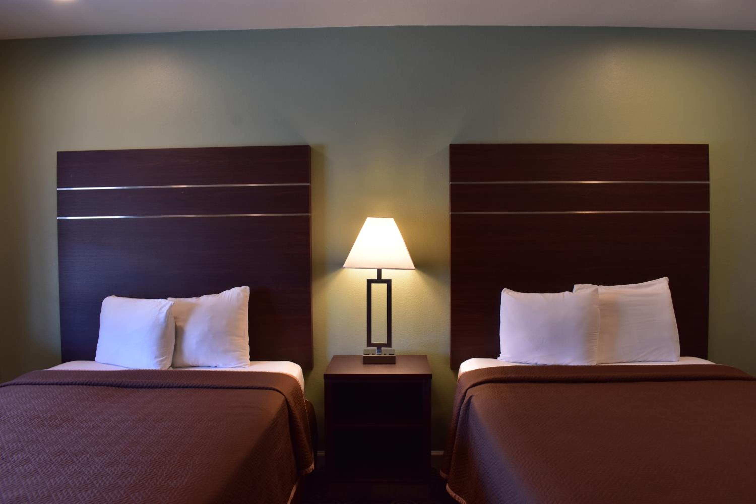 Double Room with Two Double Beds - Non-Smoking photo 1