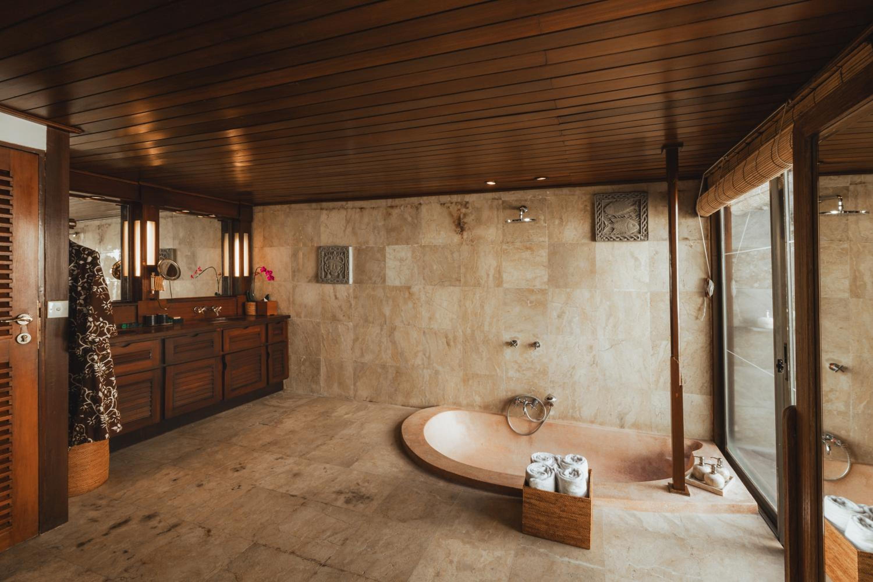 Garden View Cottage Suite - Photo 4