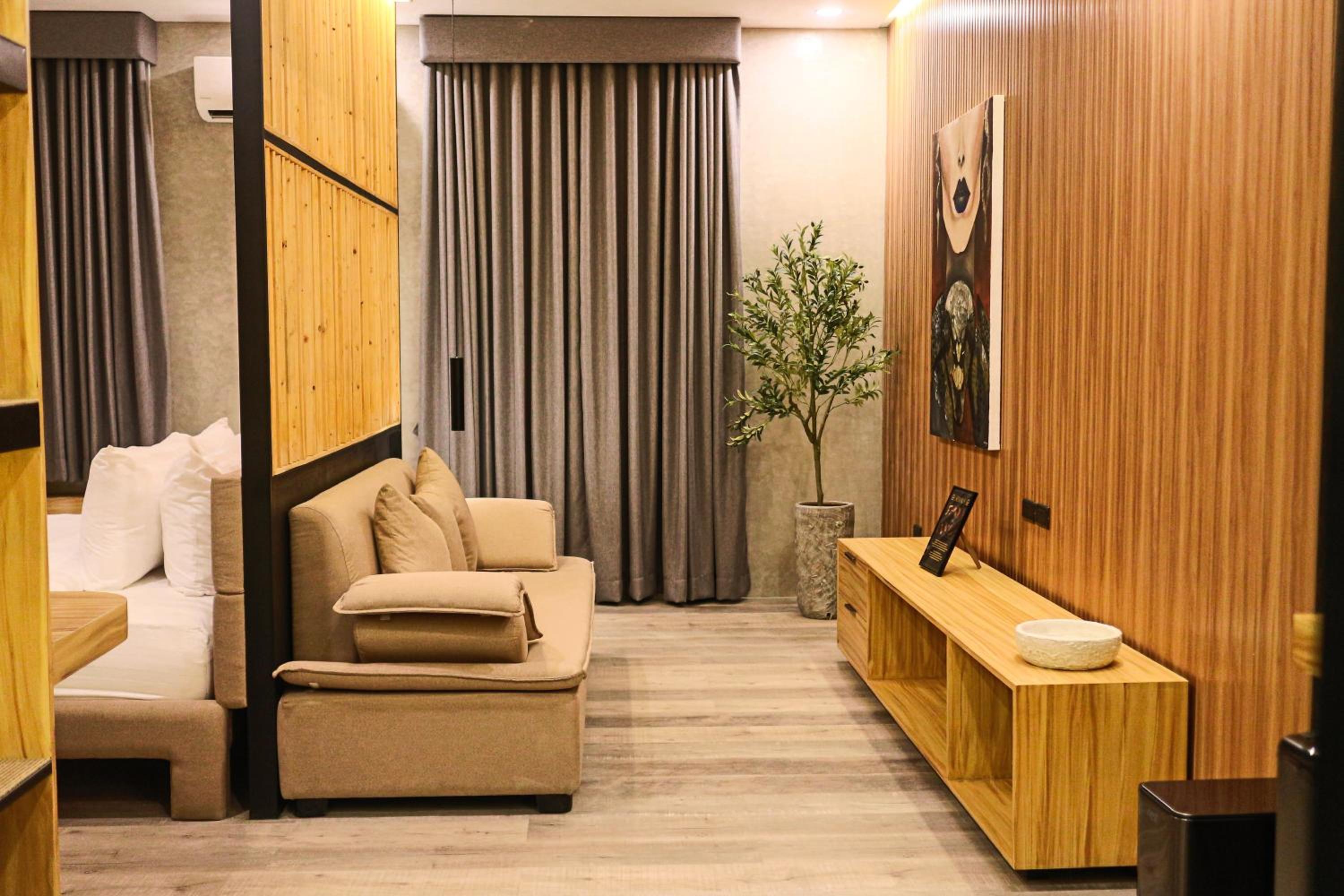 Executive Suite photo 3