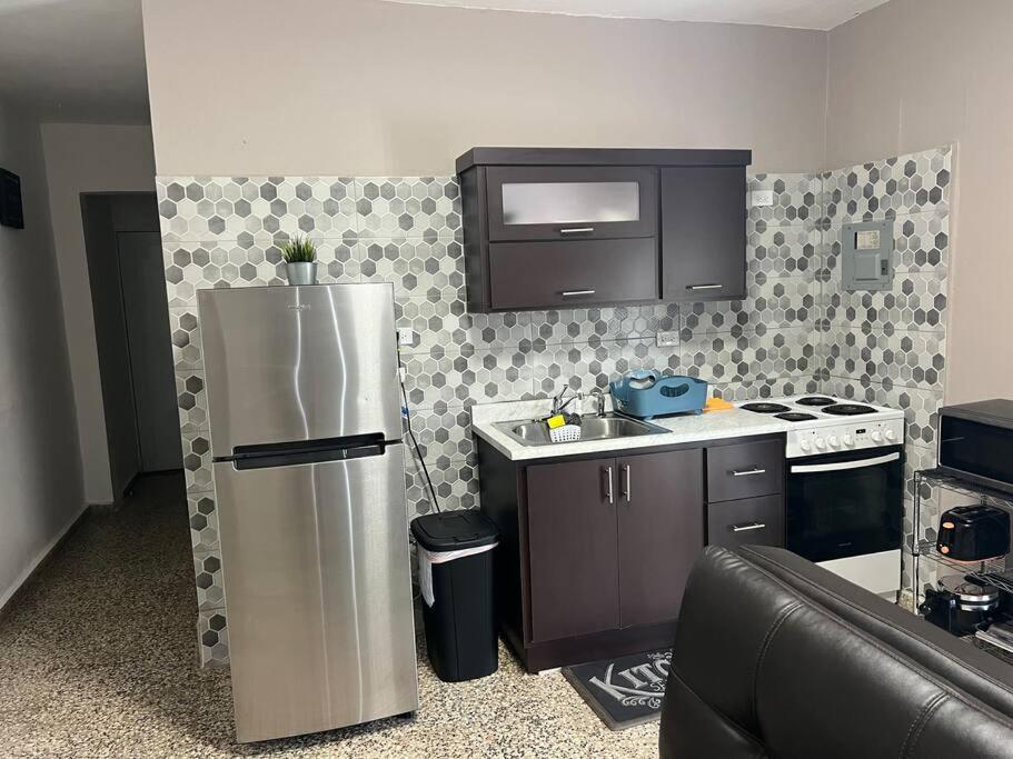 One-Bedroom Apartment photo 2