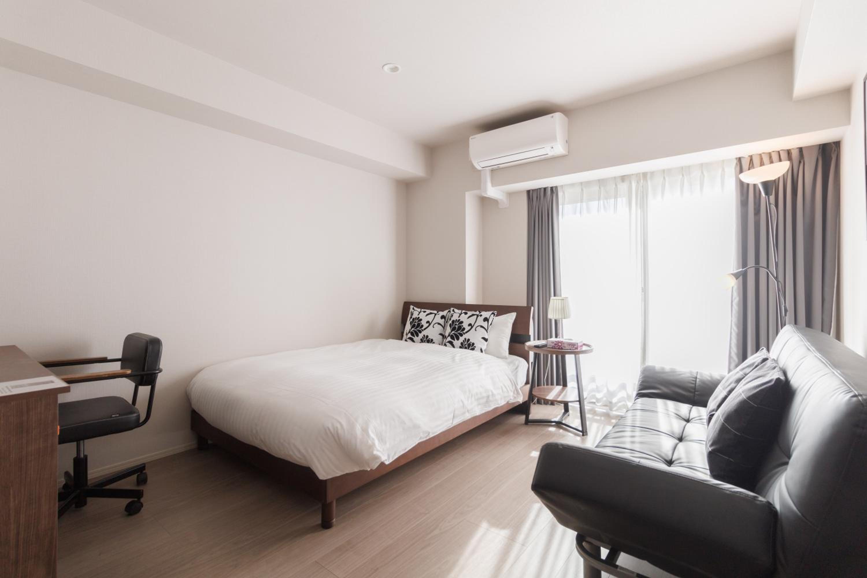 Standard Double Room photo 3