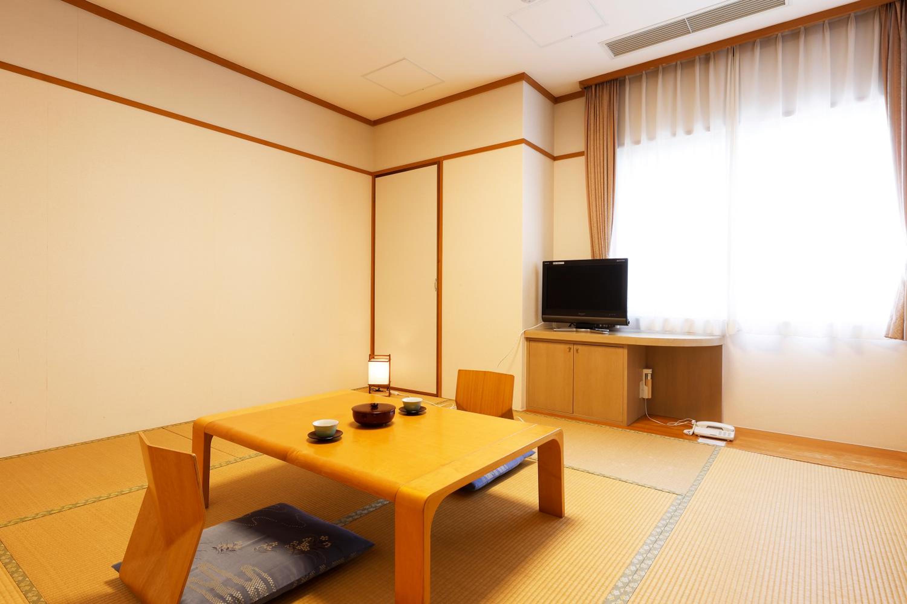 Japanese-Style Room - Photo 1