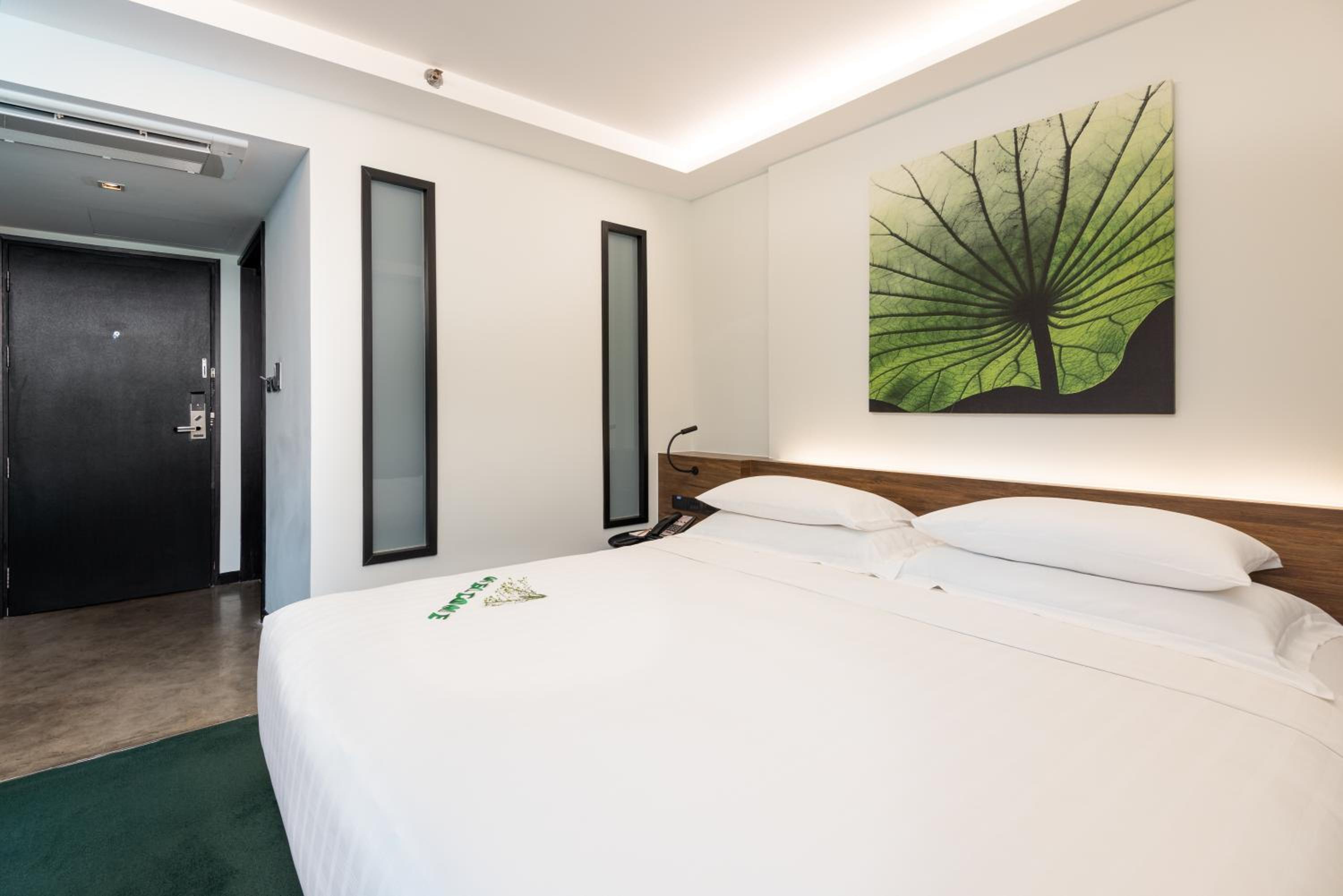 Superior King Room photo 2