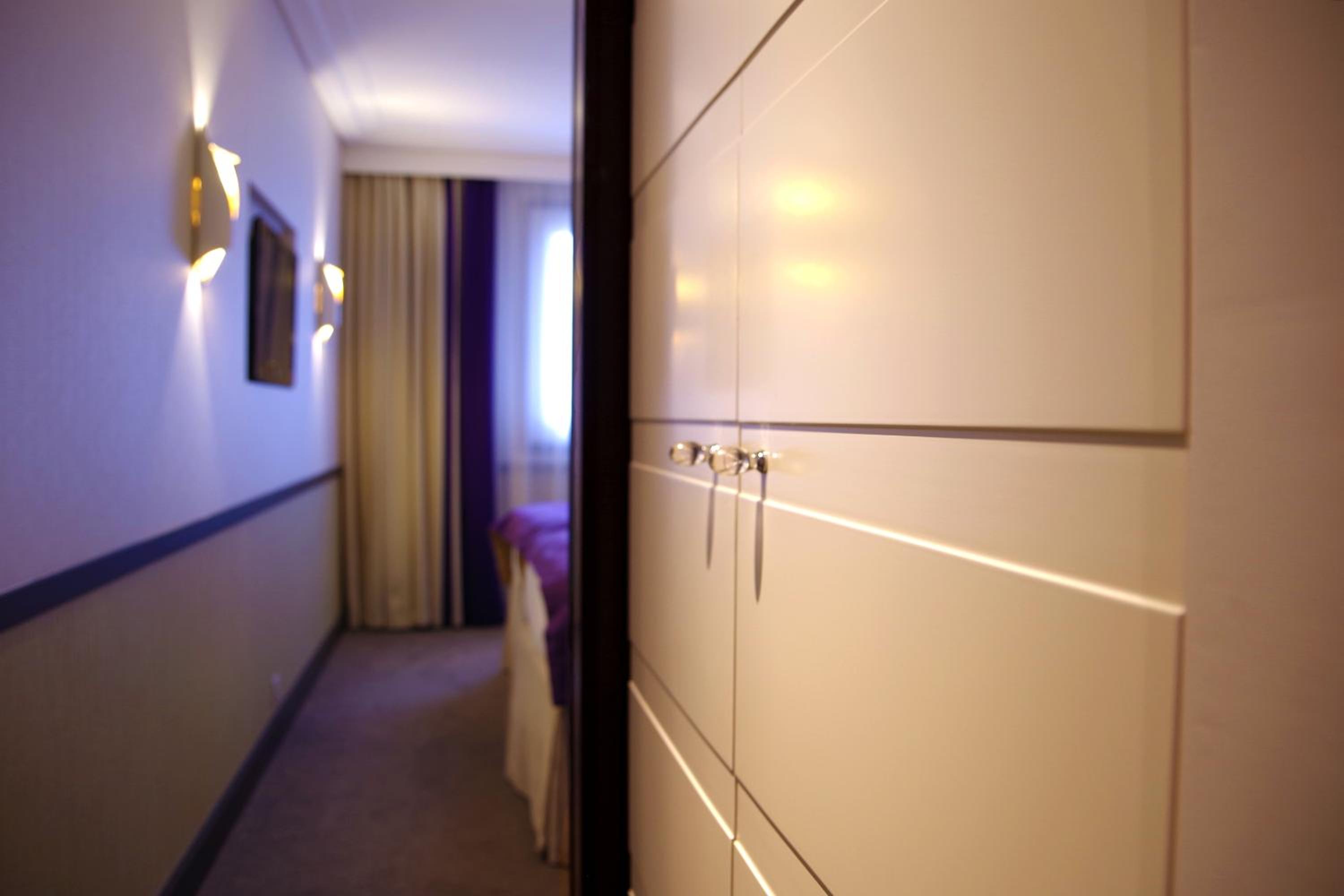 Classic Double Room - Photo 6