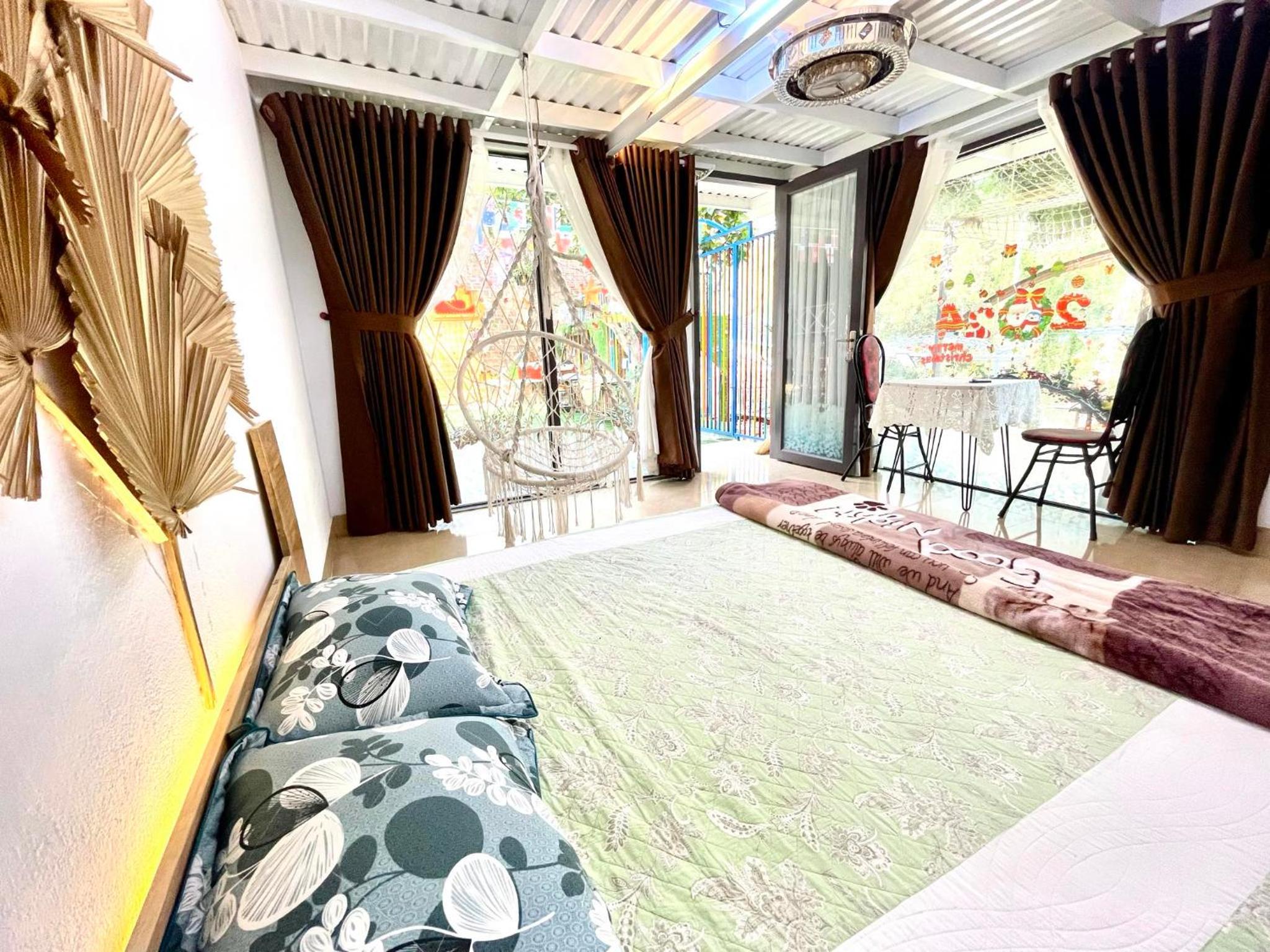 King Room with Lake View photo 3