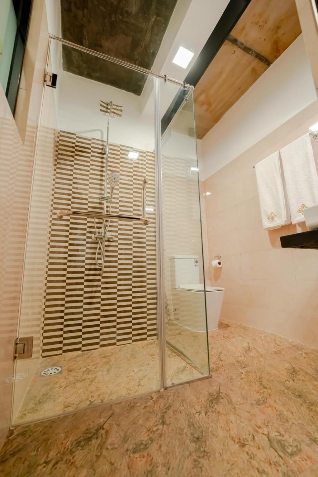 Superior Double or Twin Room - Photo 10
