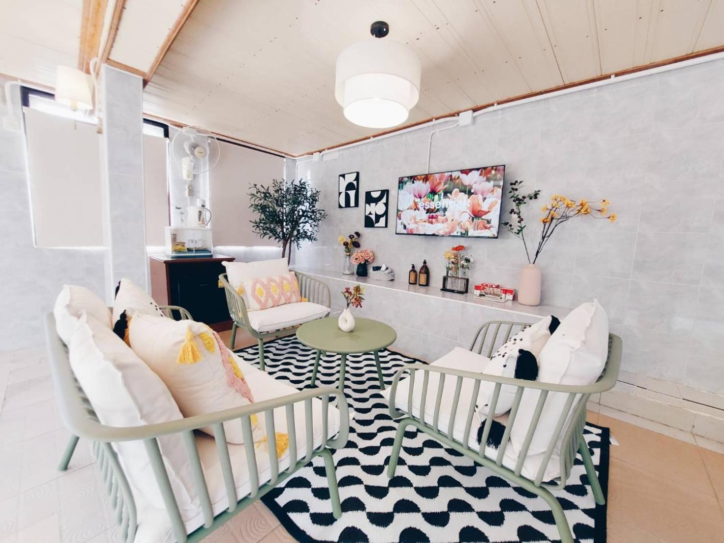 Twin Room with Balcony