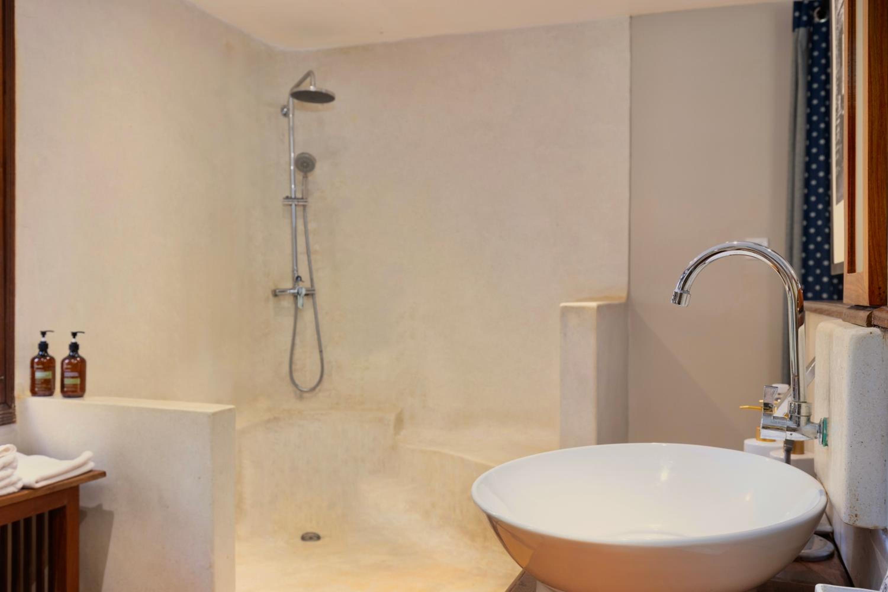 Triple Room with Terrace - Photo 36
