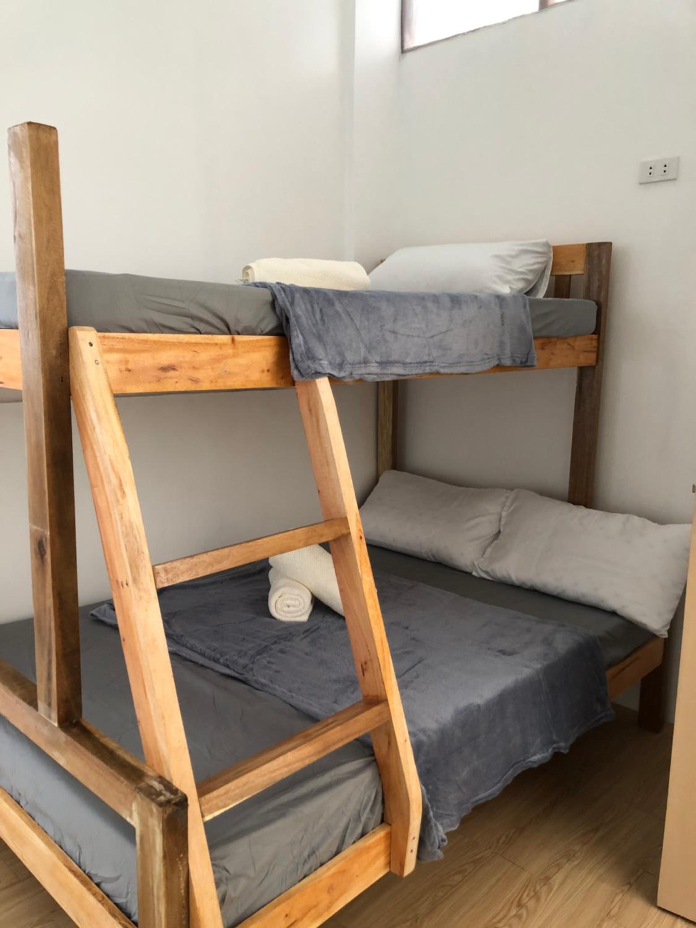 Mixed Dormitory Room