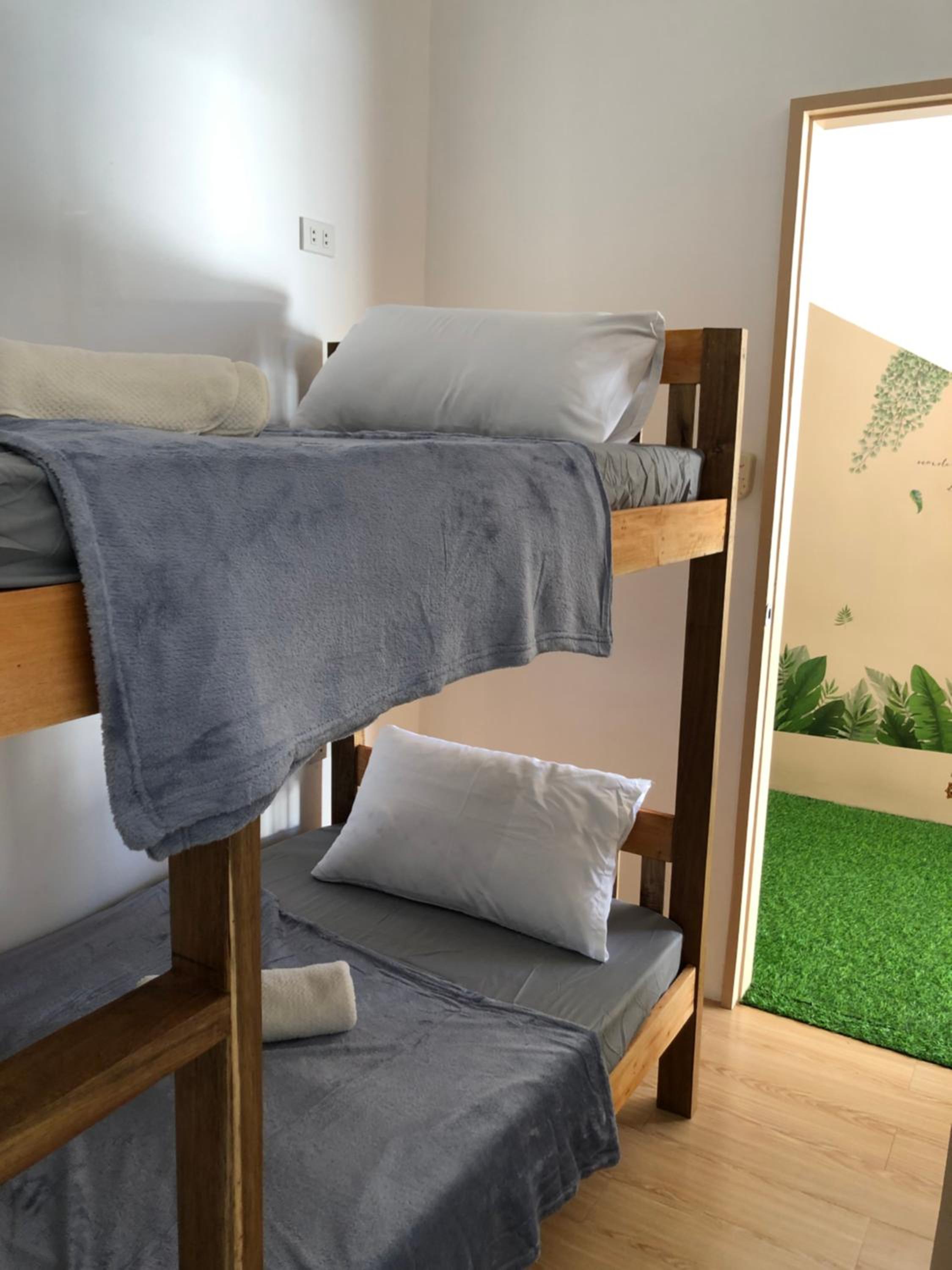 Mixed Dormitory Room