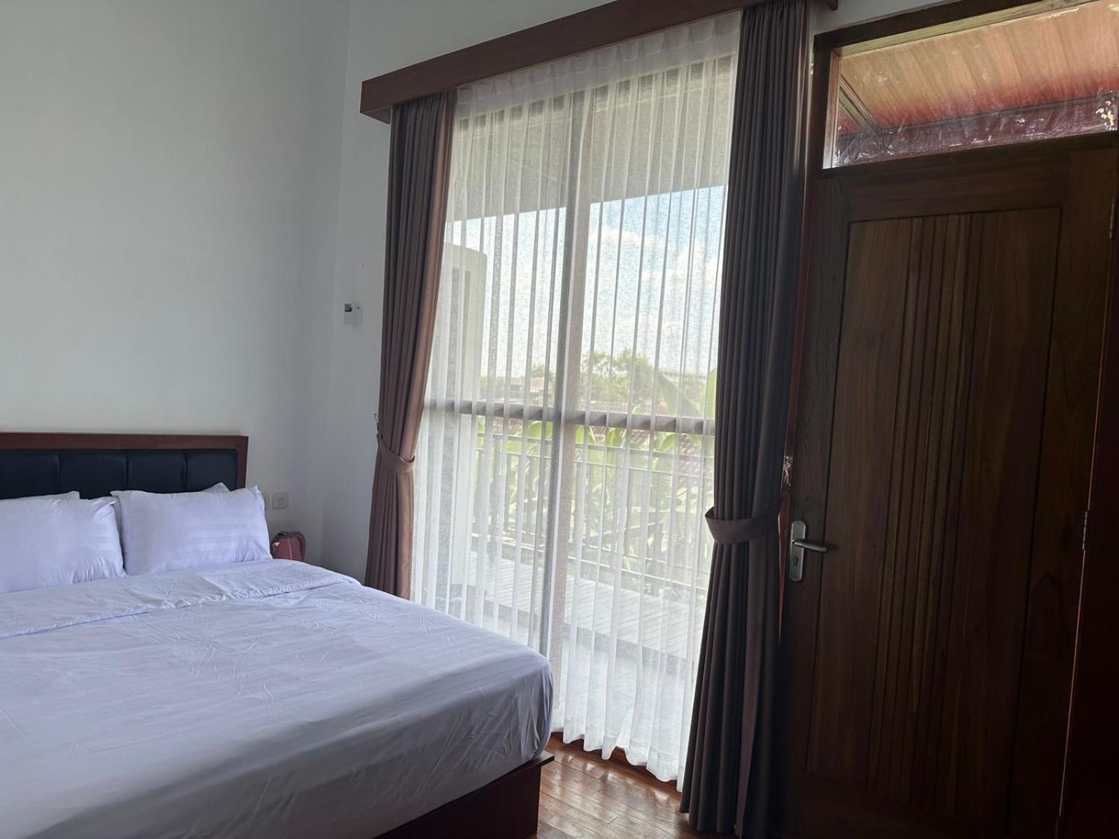 Deluxe Room - Photo 4