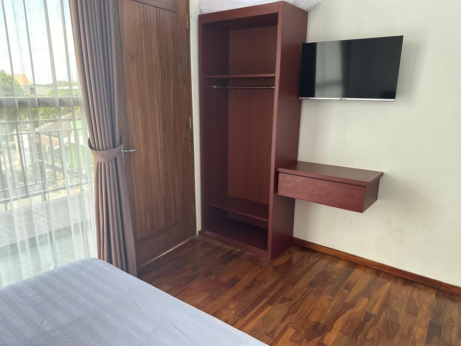 Deluxe Room - Photo 9