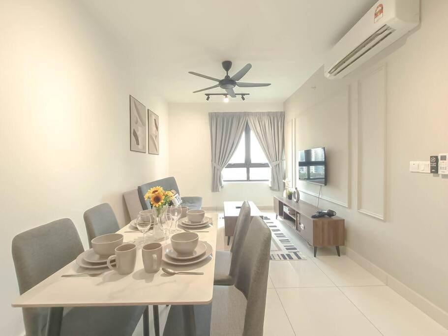 One-Bedroom Apartment - Photo 10