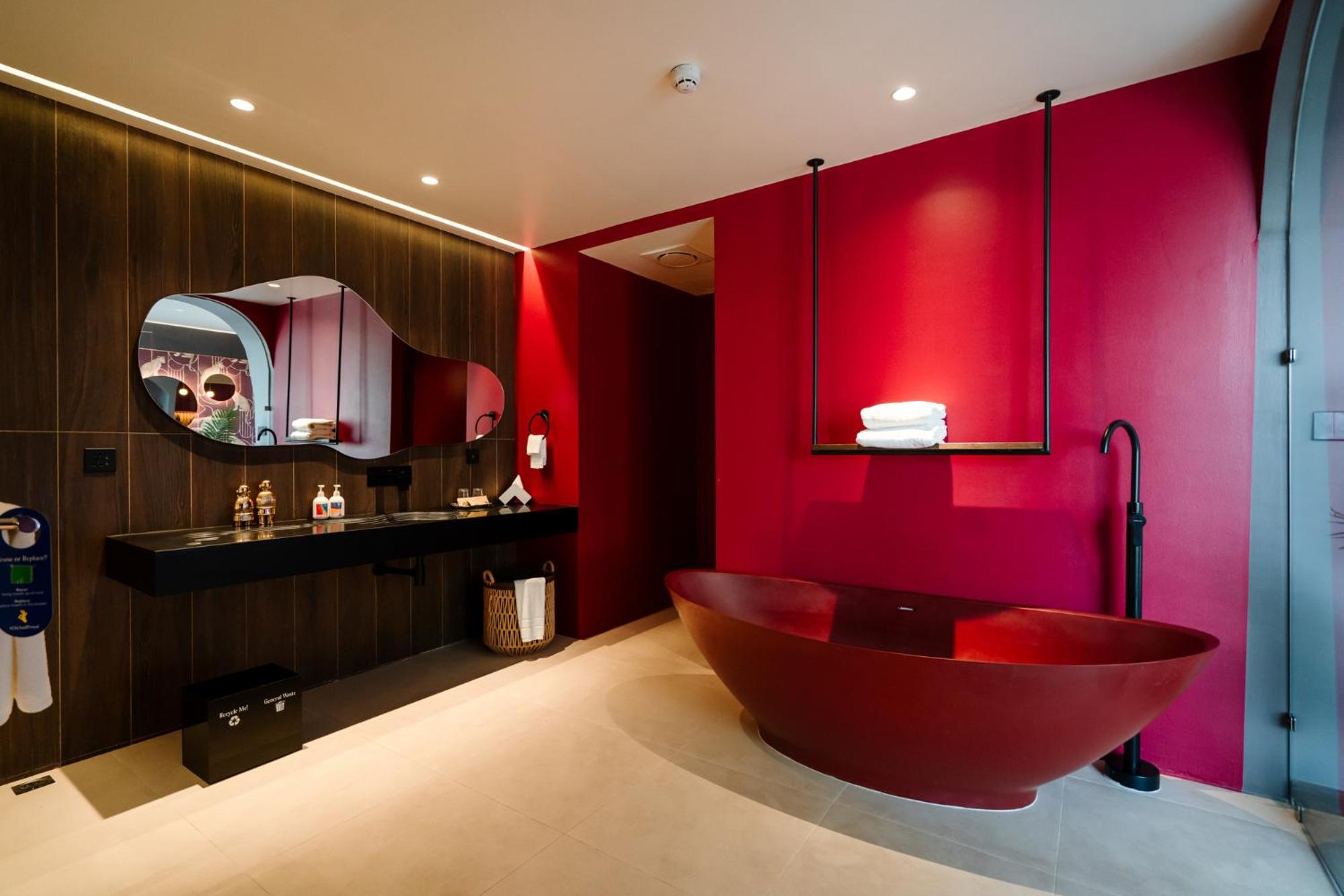 The Red Room photo 3
