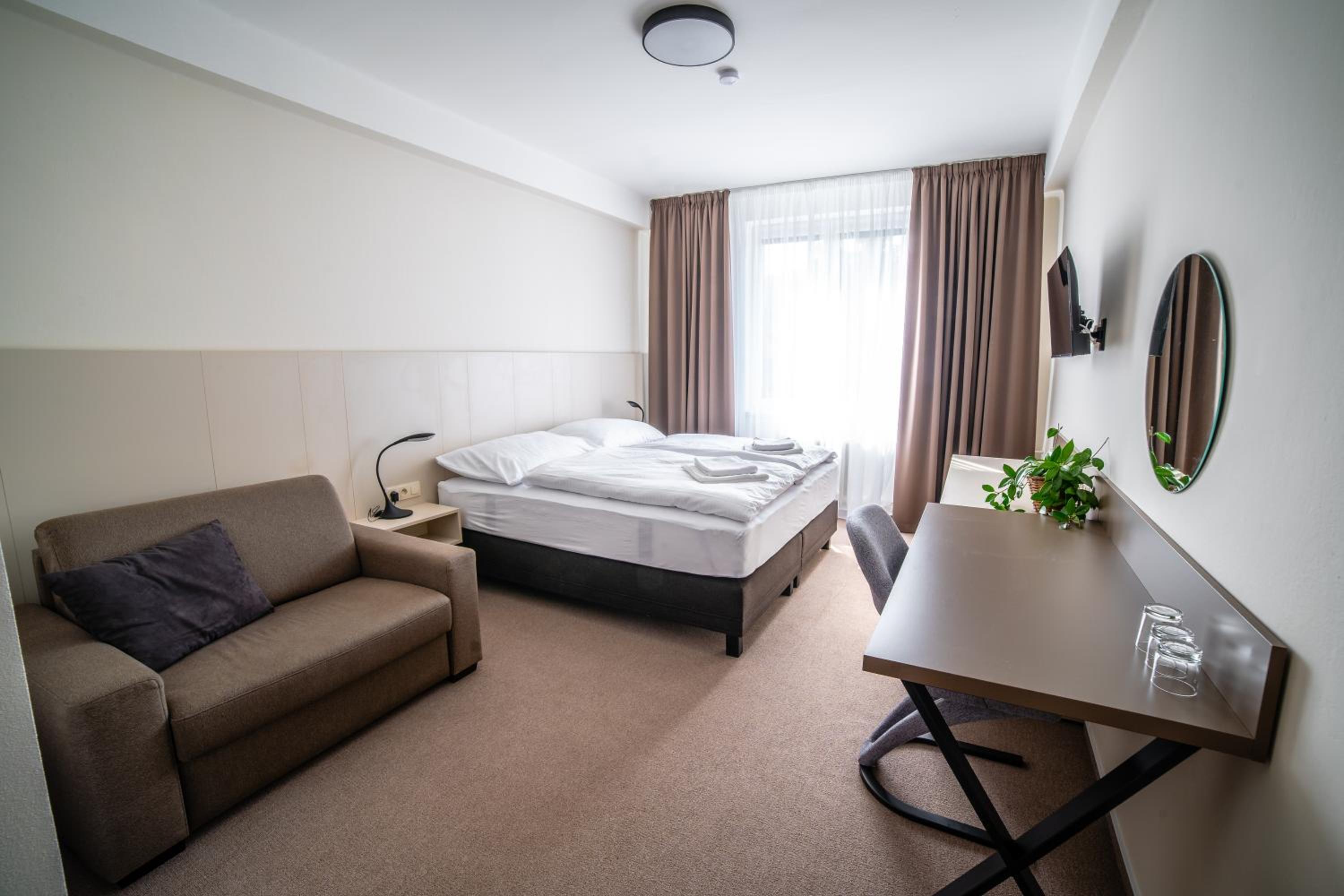 Deluxe Double or Twin Room photo 1