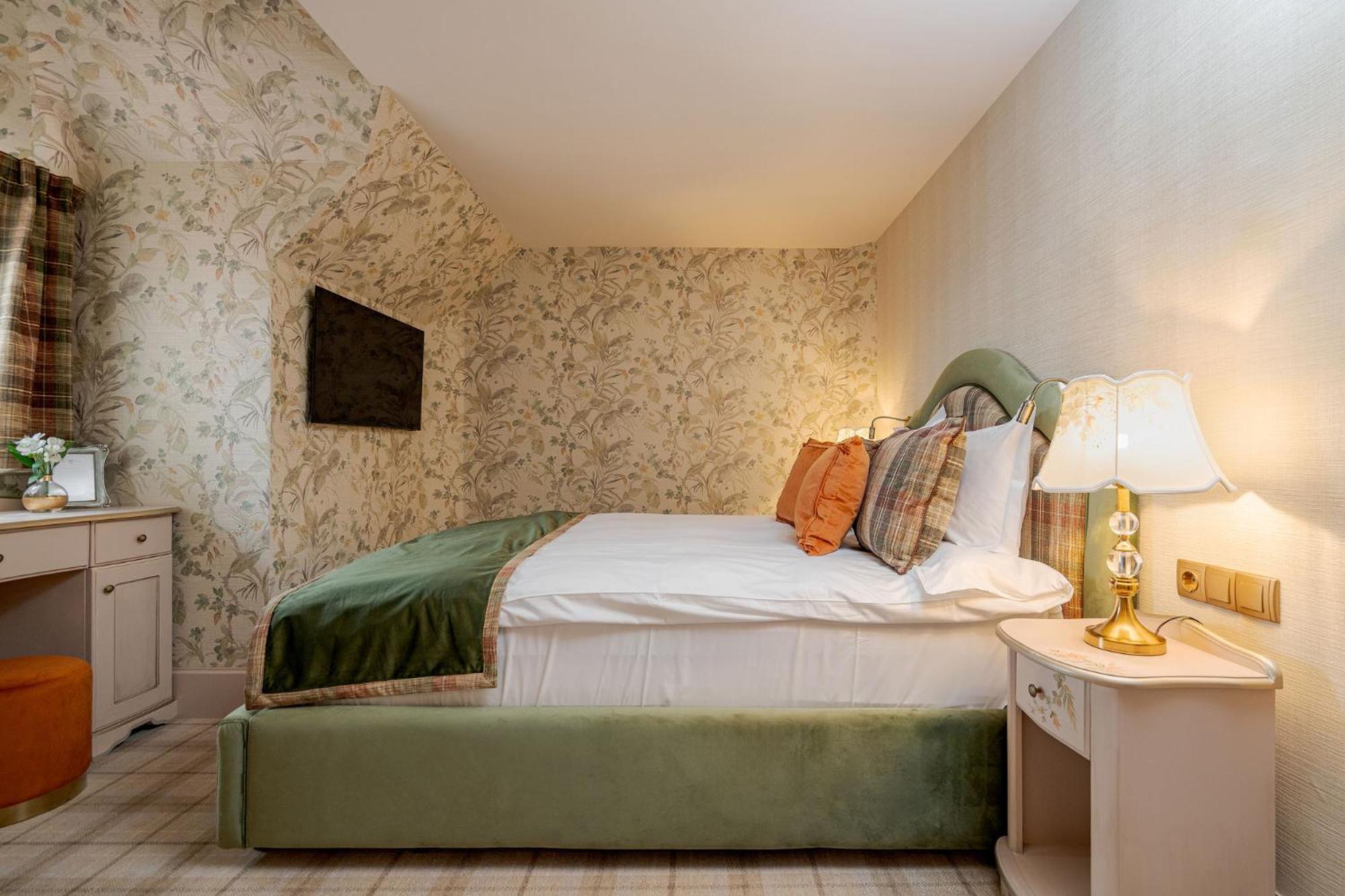 Double Room - Photo 4