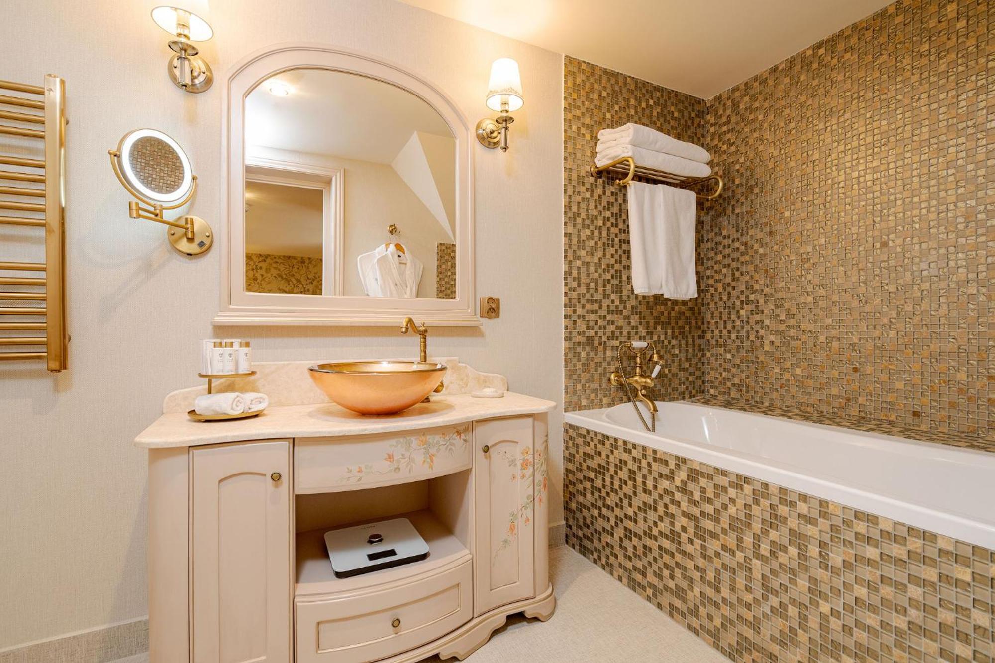Double Room - Photo 3