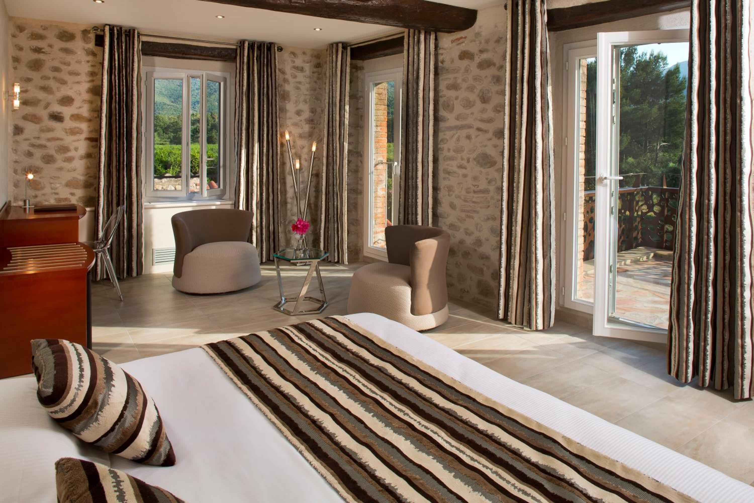 Deluxe Double Room with Balcony - Photo 1