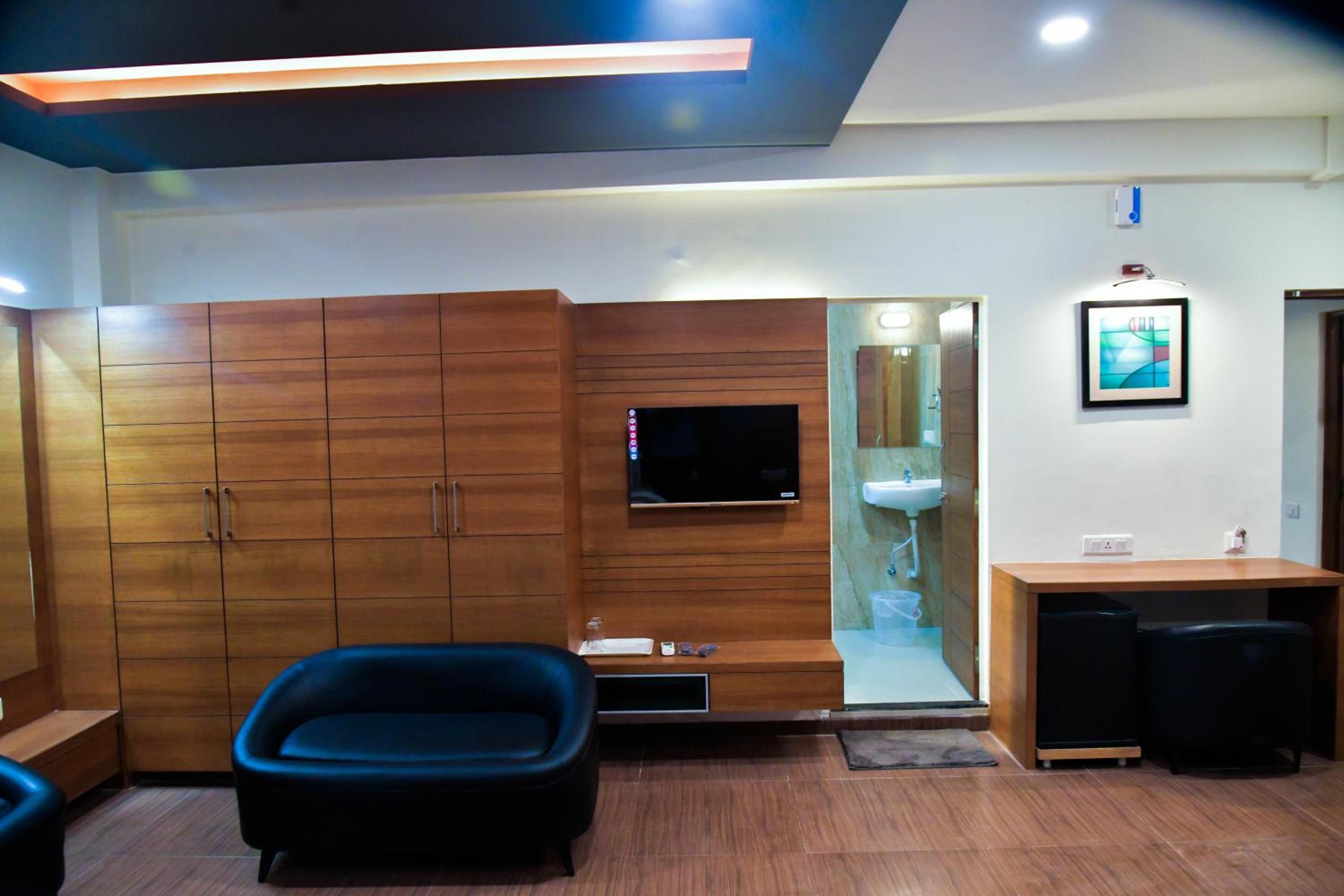 Deluxe Family Room