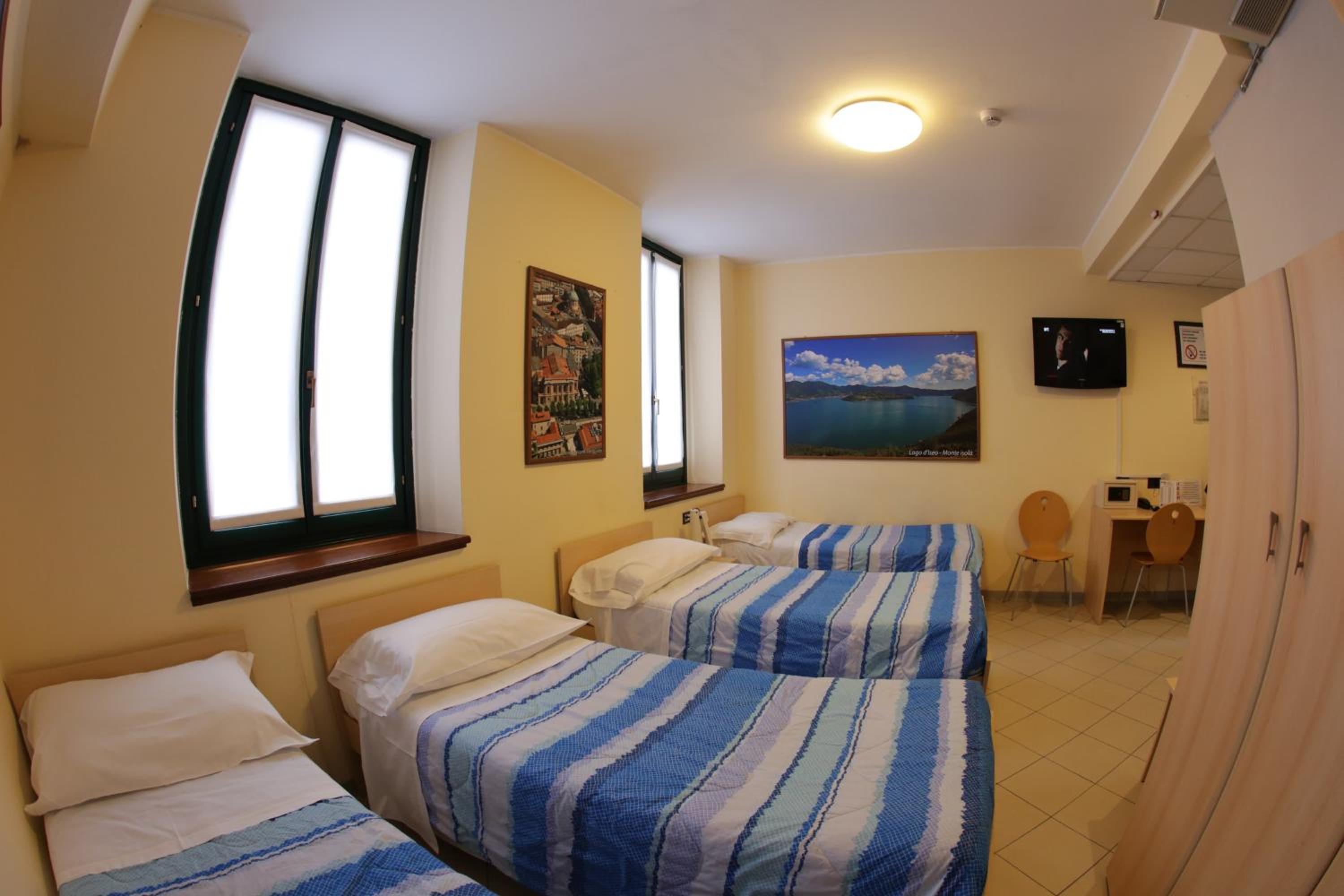 Quadruple Room - Photo 4