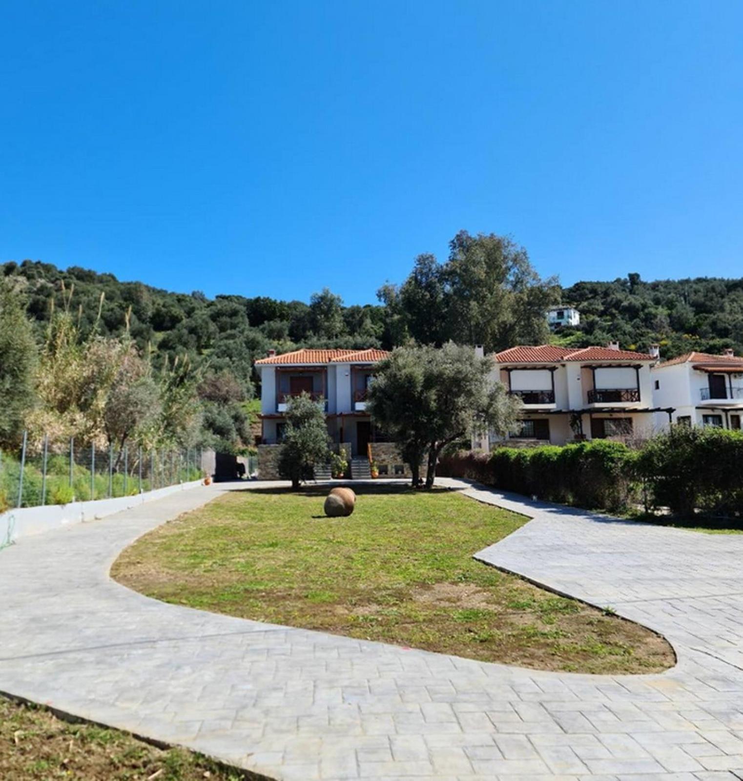 Villa - Beach Front photo 3