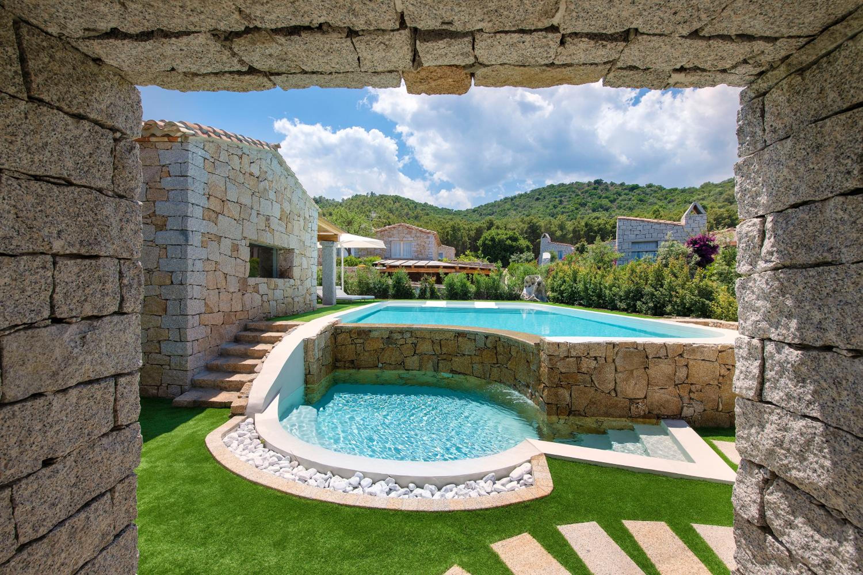 Villa photo 3