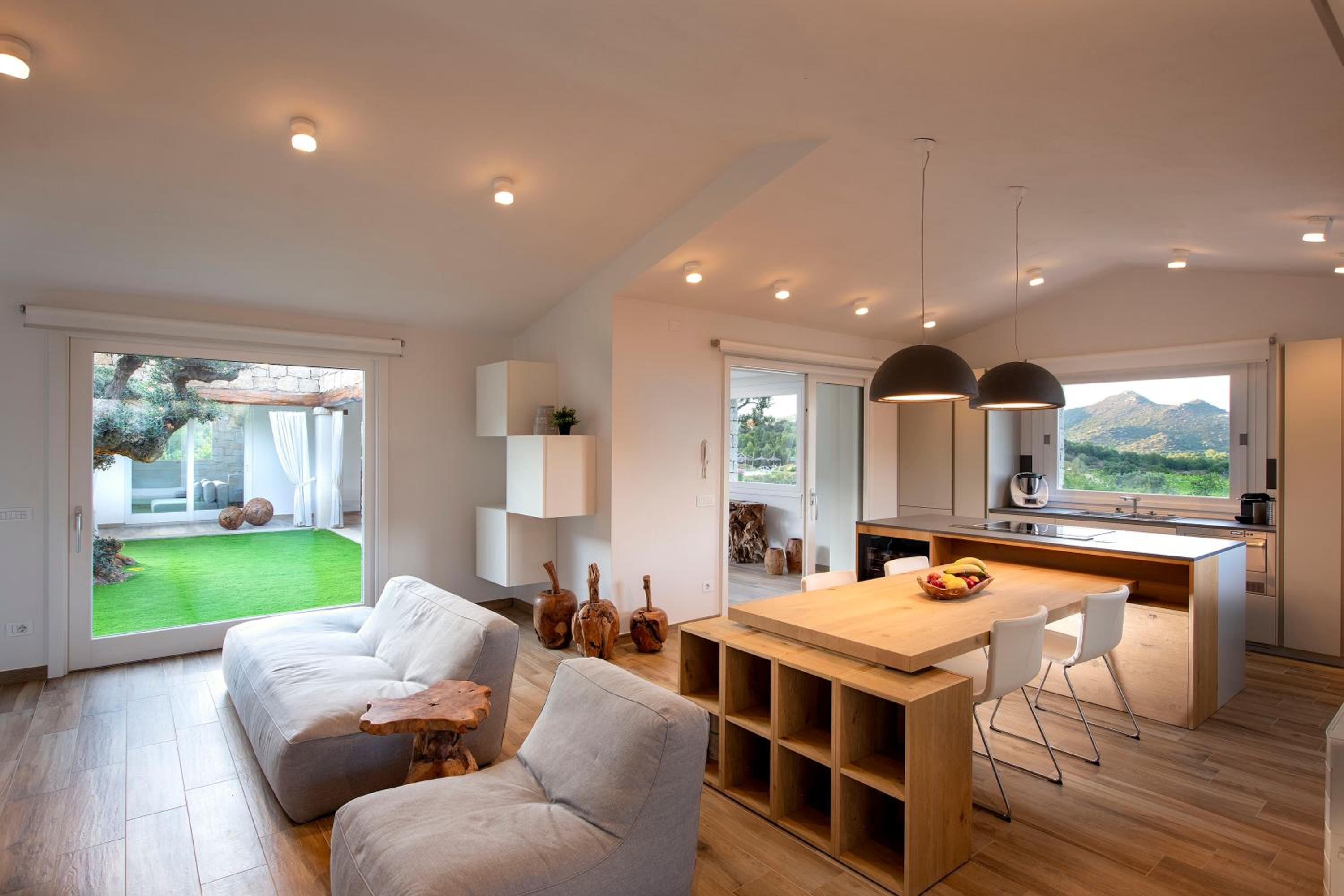 Villa photo 1