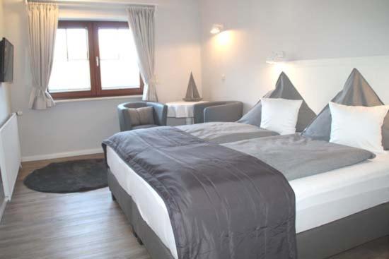 Small Double Room photo 3