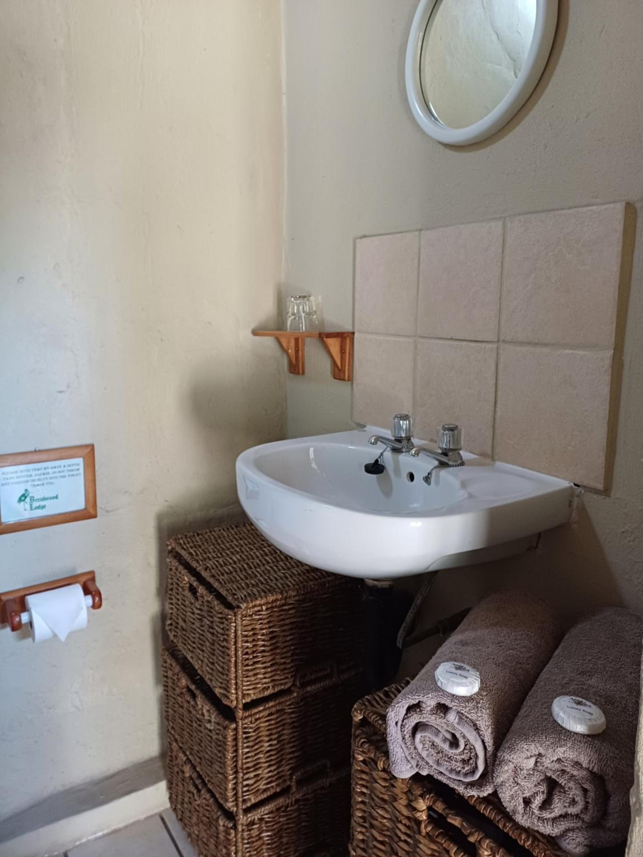 Family Room with Shower photo 2