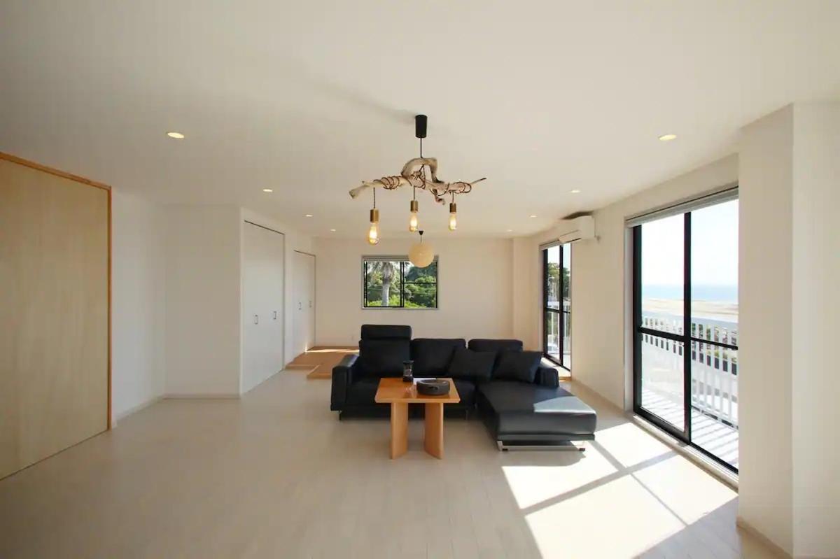 Family Room with Private Bathroom photo 1