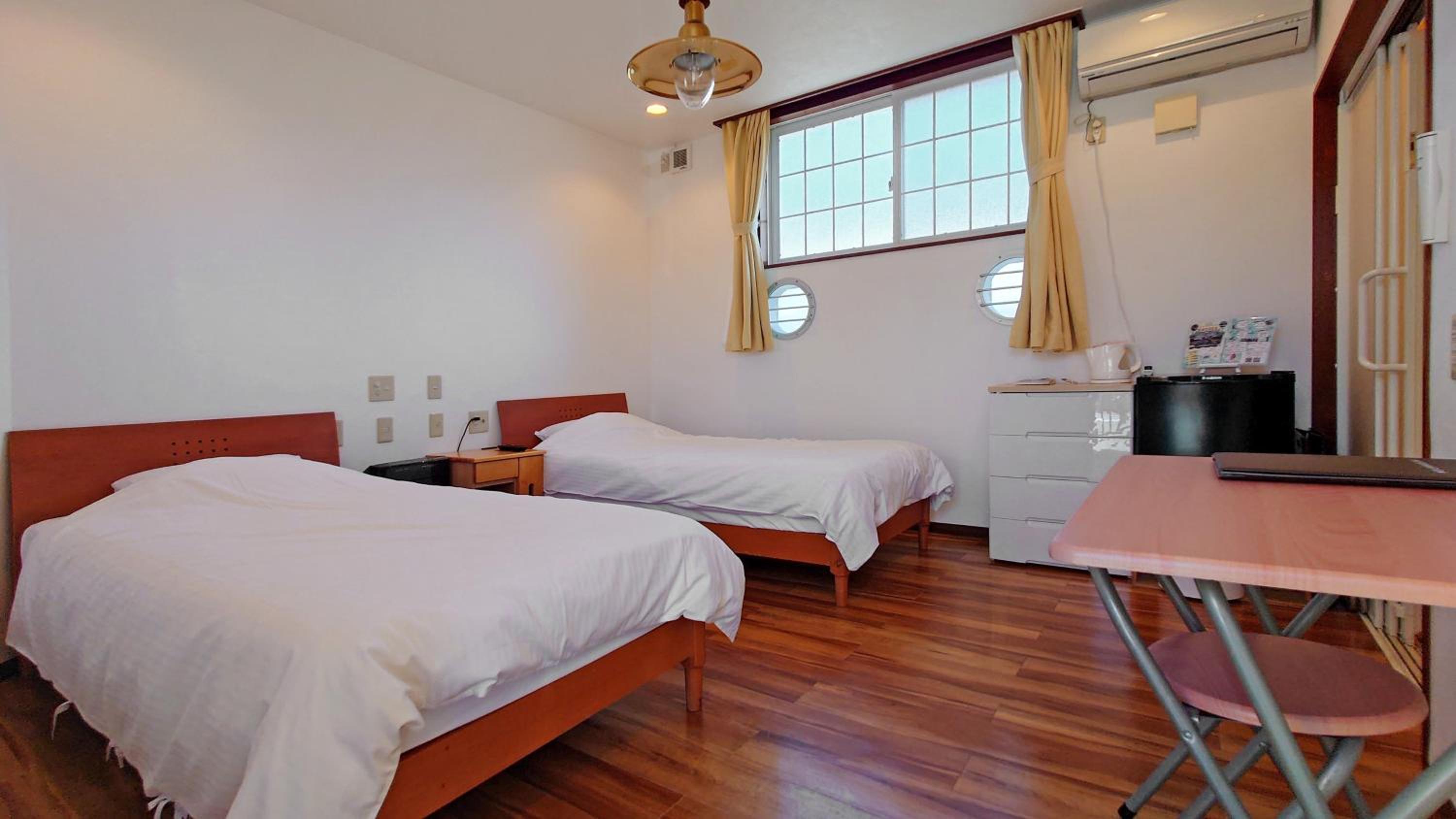 Superior Twin Room - Main Building photo 1