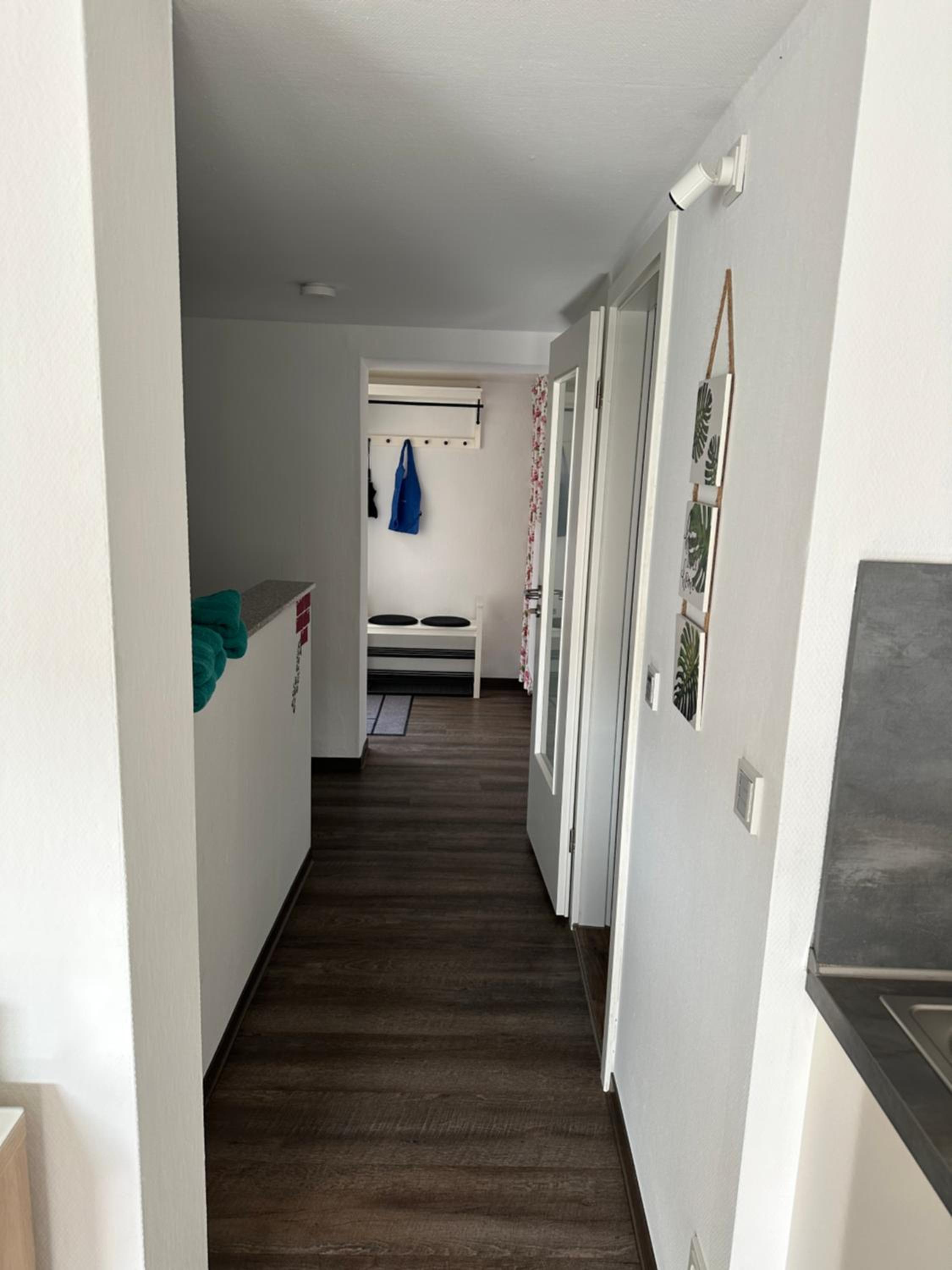 One-Bedroom Apartment - Photo 4