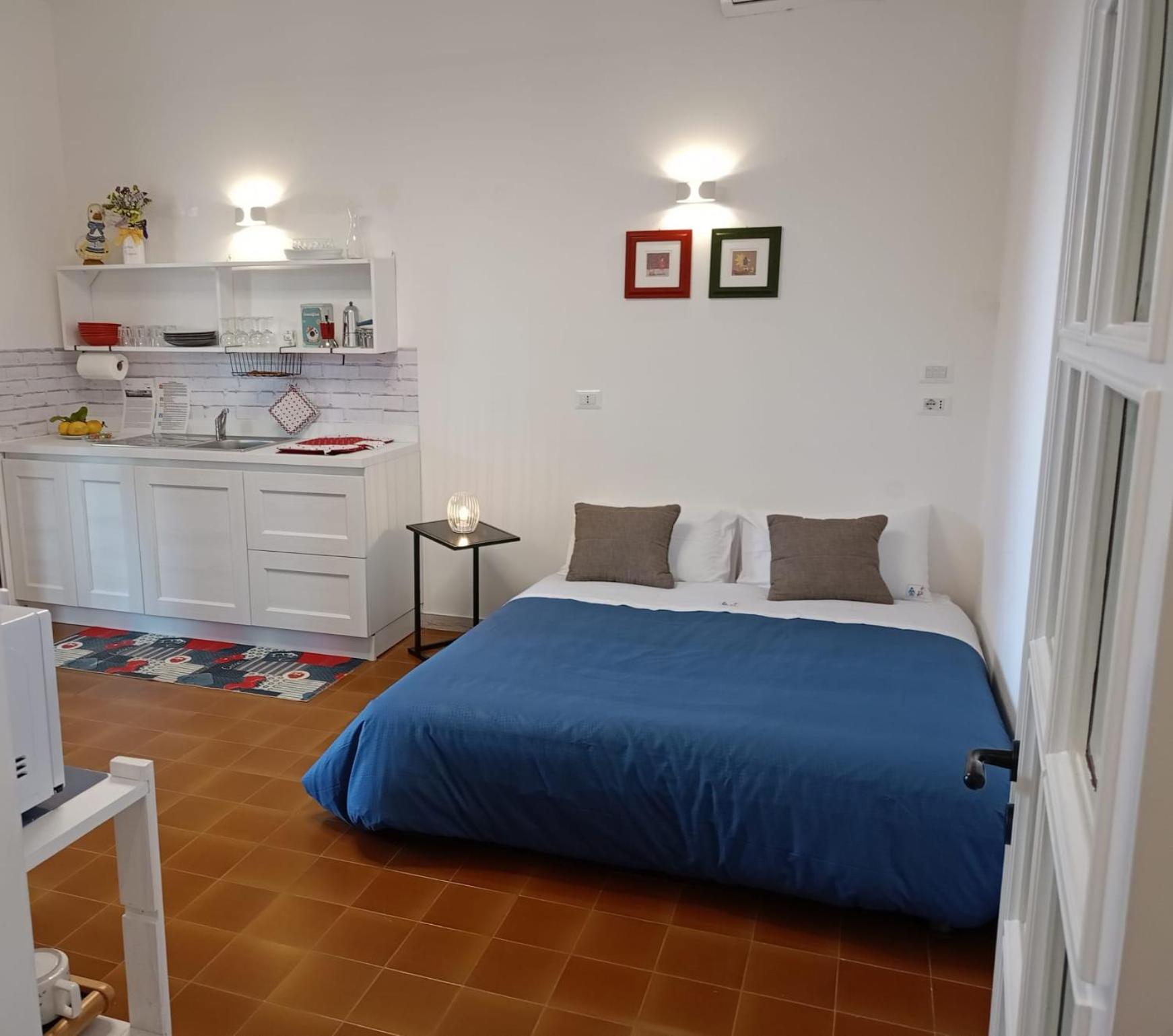 Apartment with Garden View