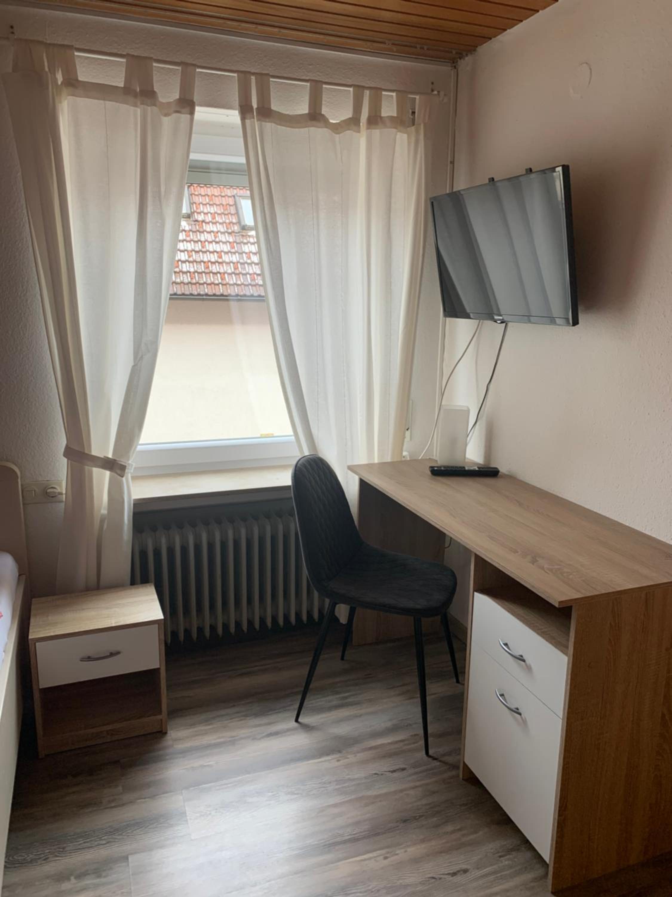 Single Room With Bathroom photo 1