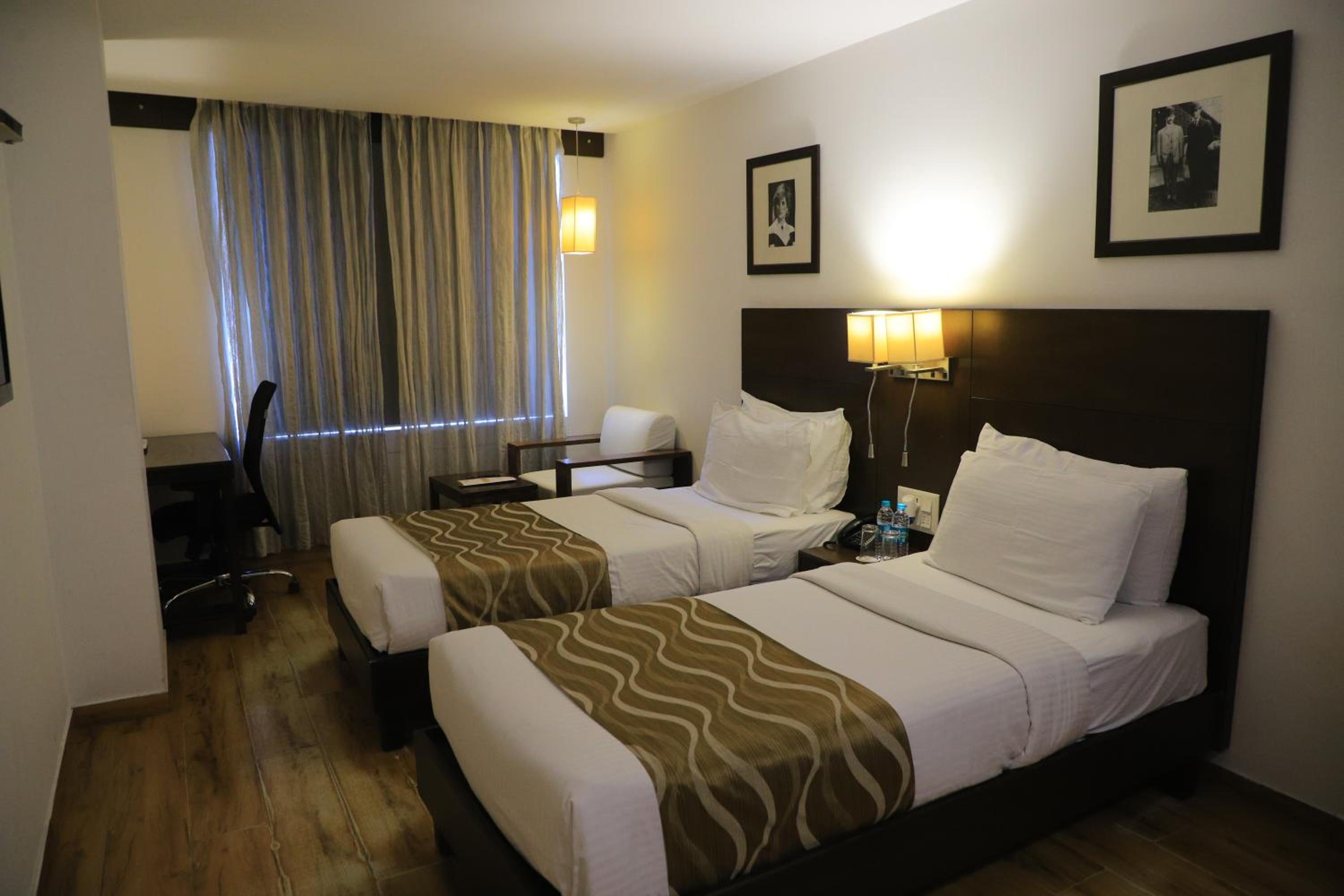 Deluxe Twin Room - Photo 1