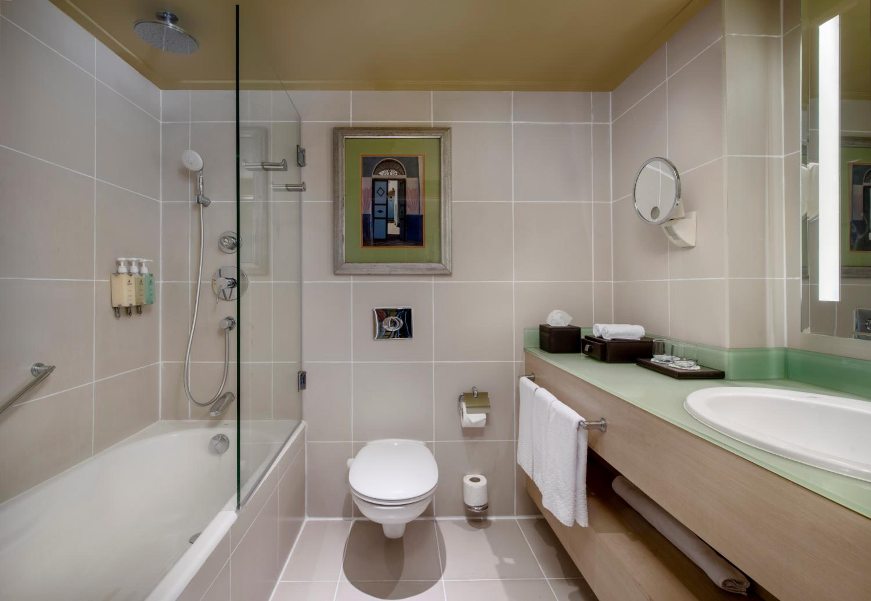 Luxury King Room with Nile View thumbnail 5