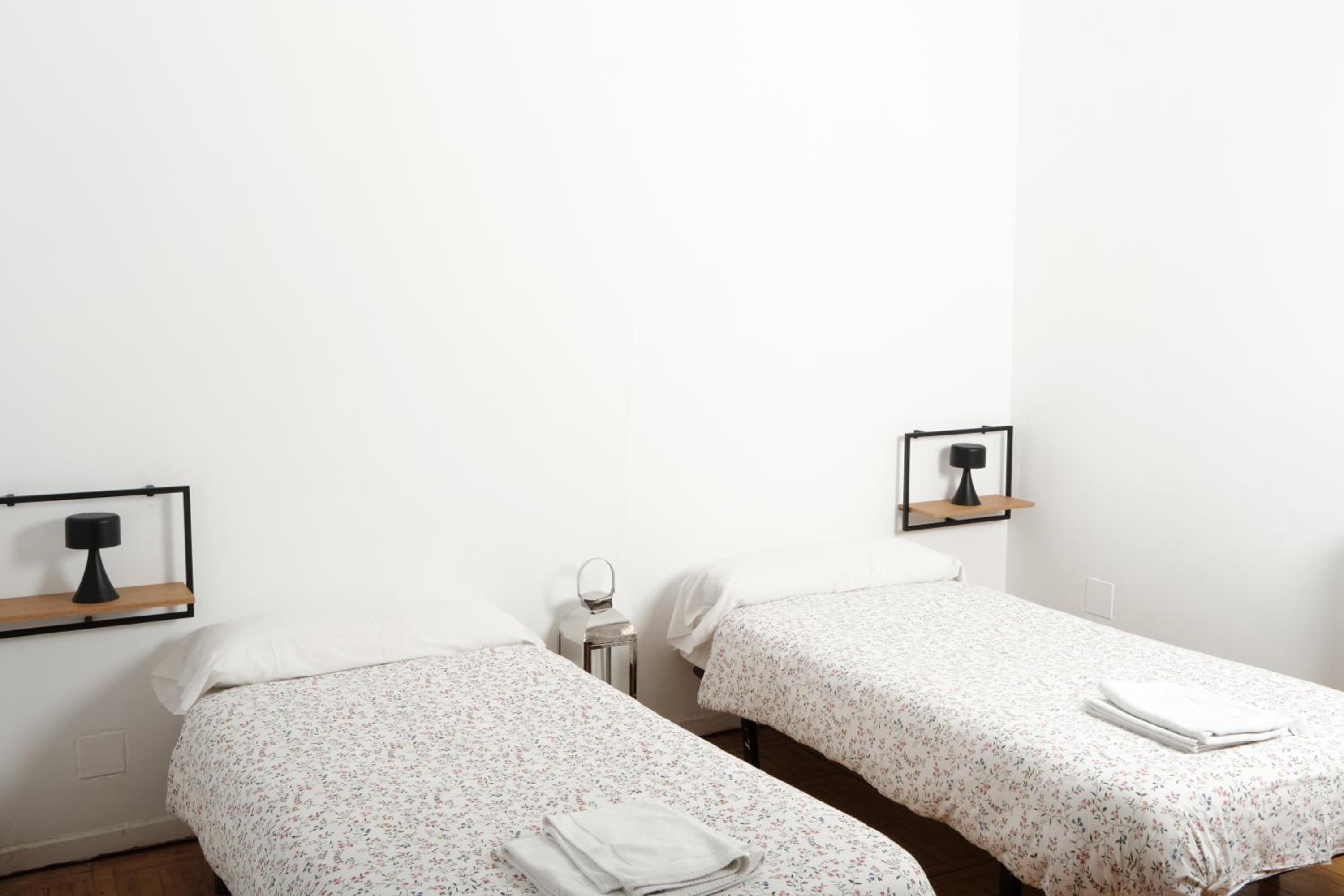 Habitación familiar con balcón