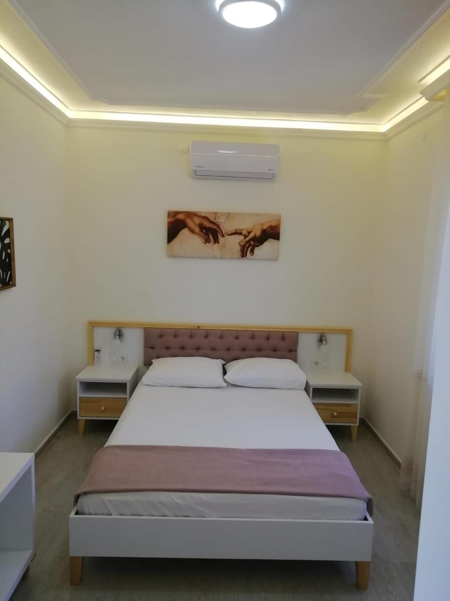 Two-Bedroom House photo 3
