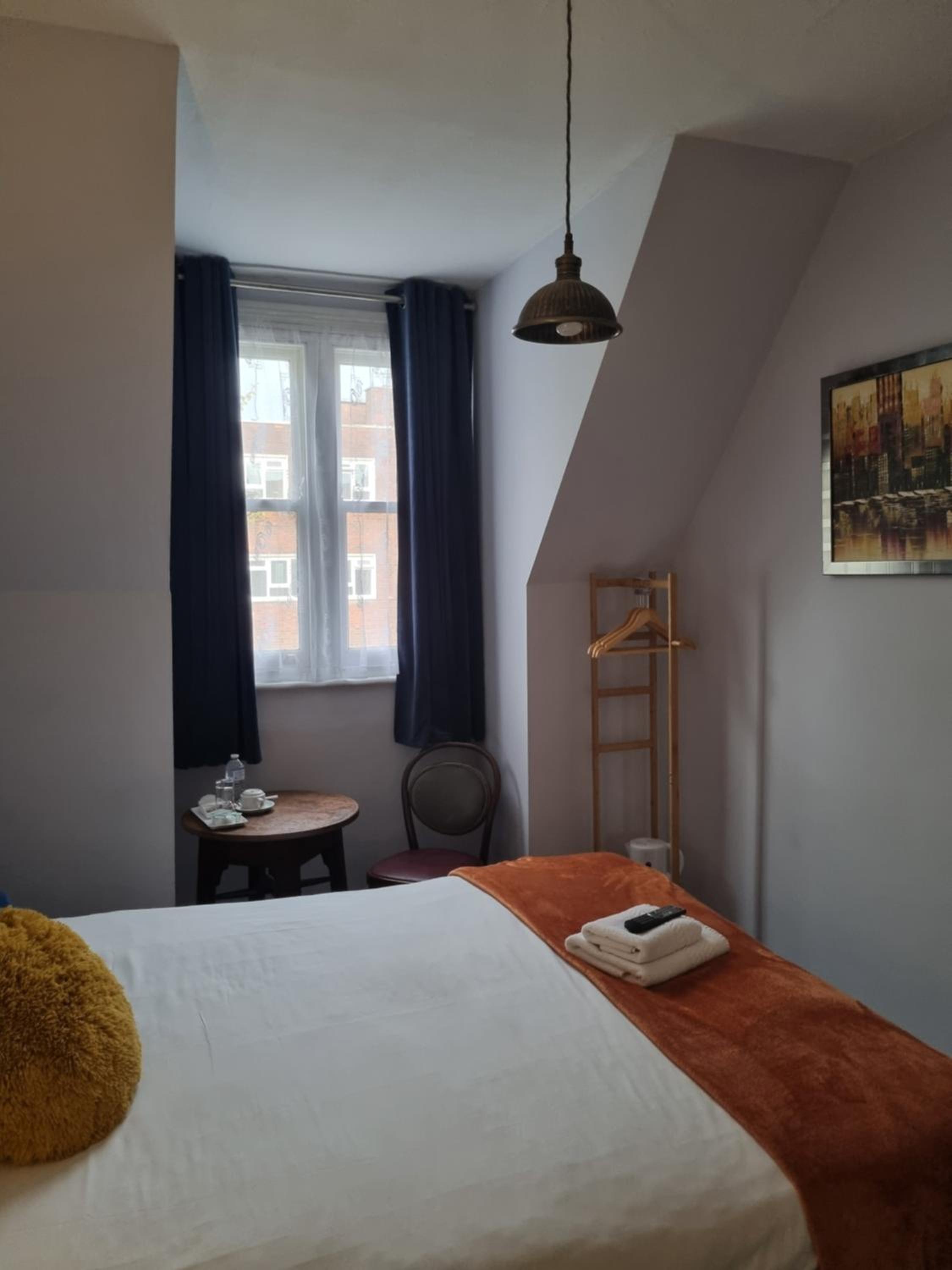 Single Room with Private External Bathroom photo 1
