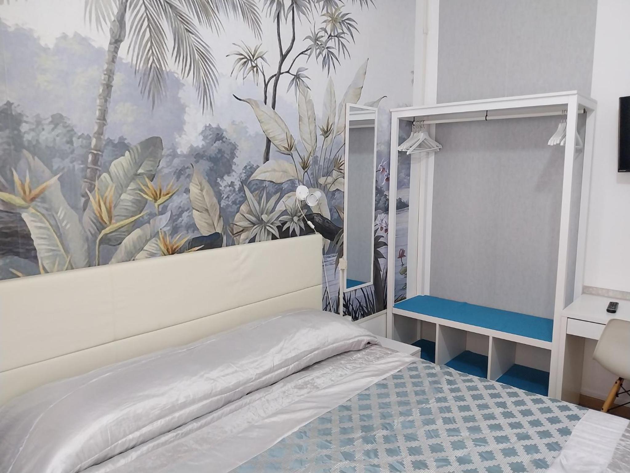 Economy Double Room photo 2