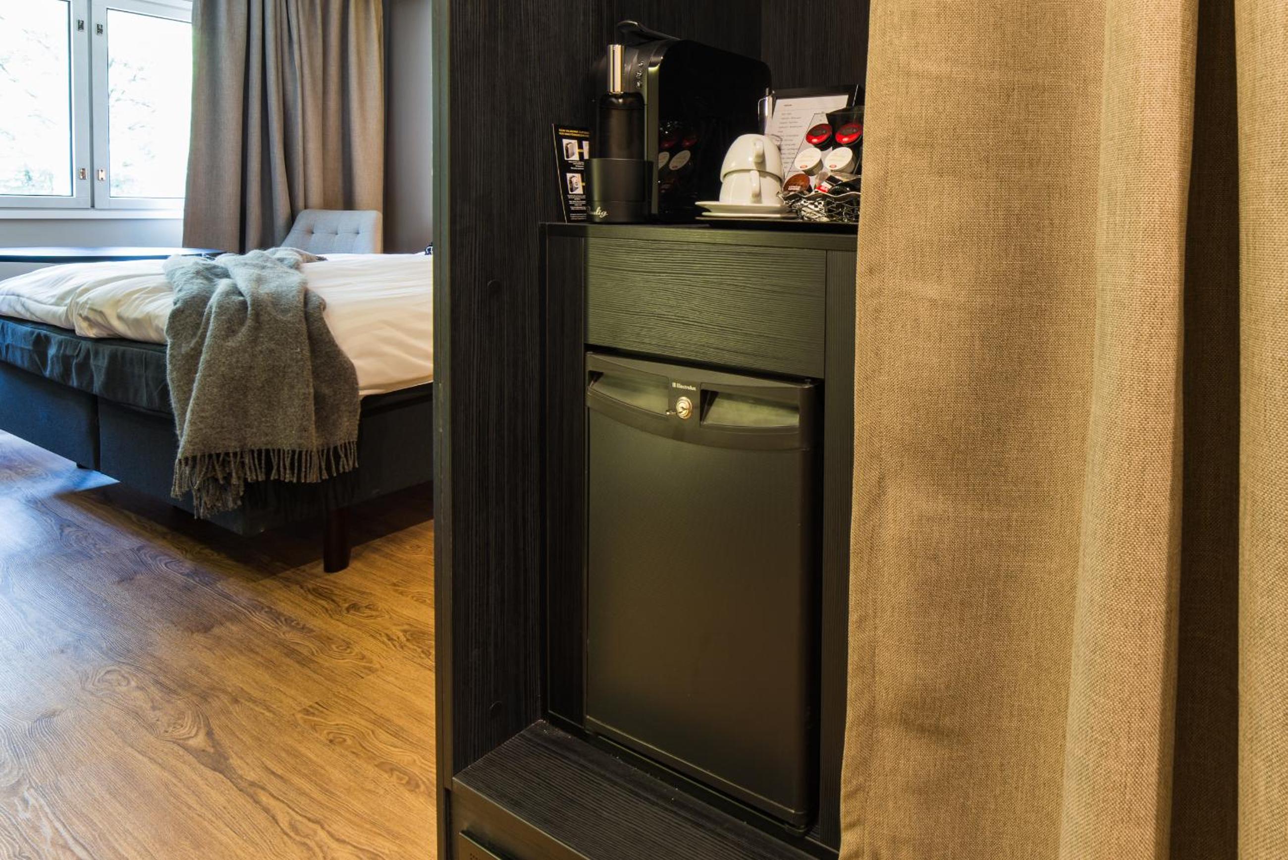 Northern Deluxe King Room - Photo 8