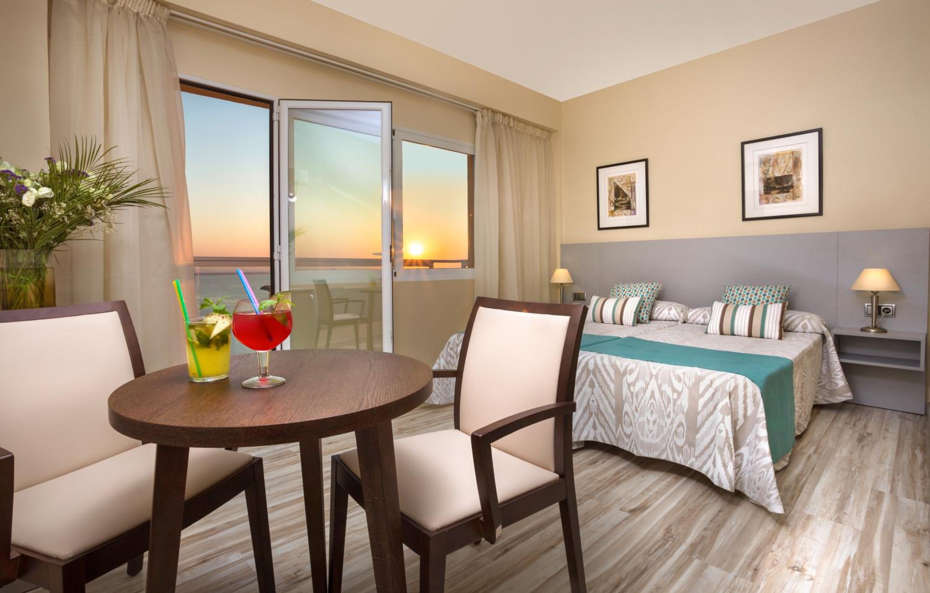 Superior Twin Room - Photo 5
