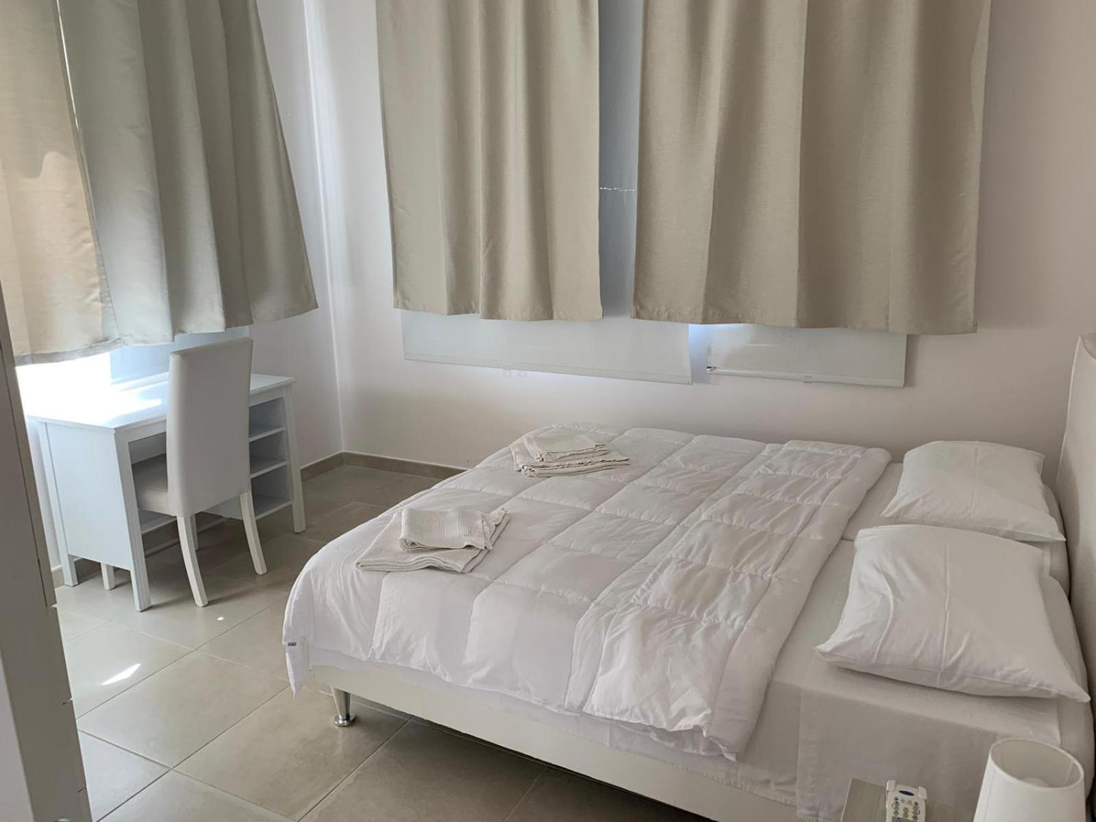 Apartment with Terrace photo 3