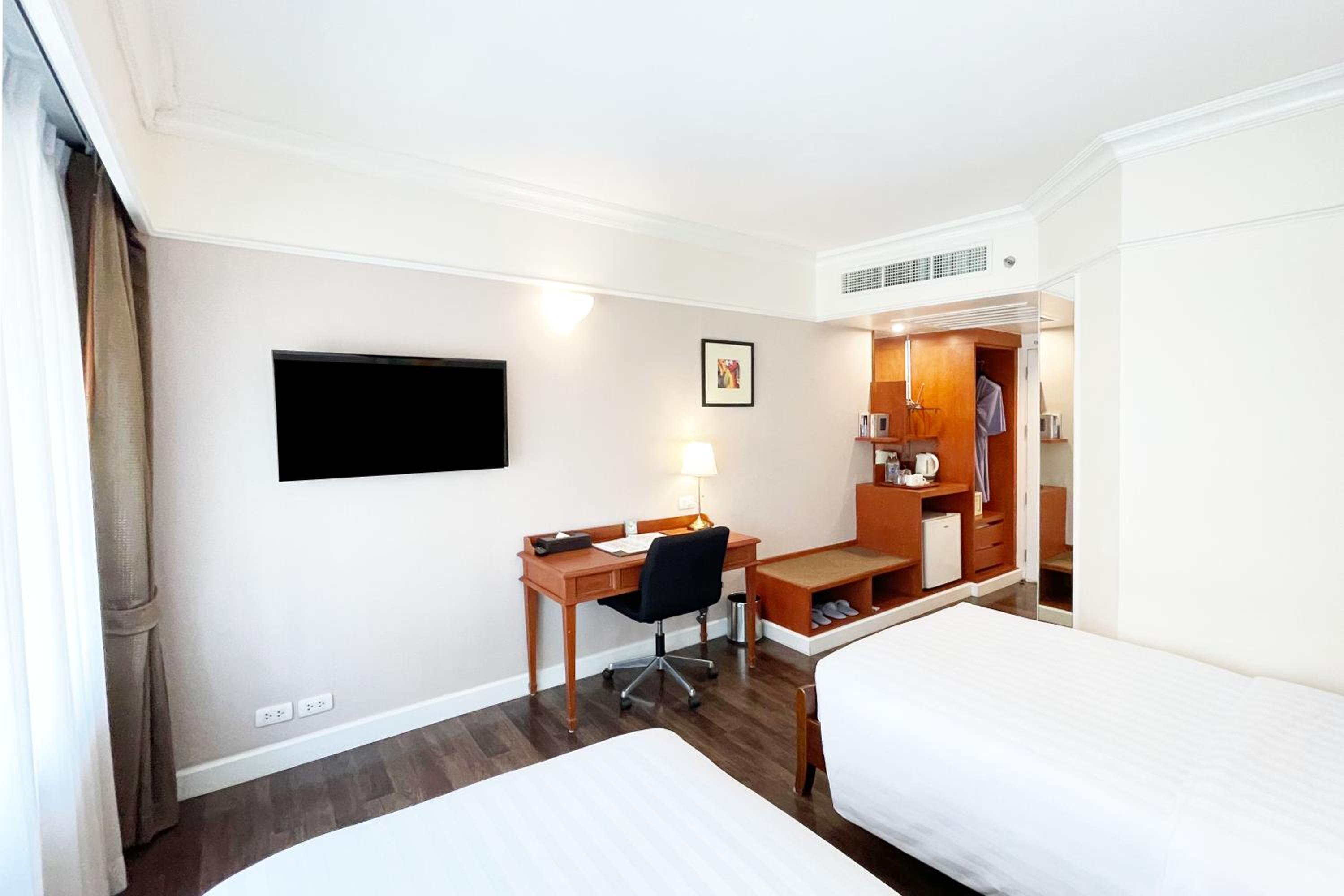 Standard Twin Room photo 2