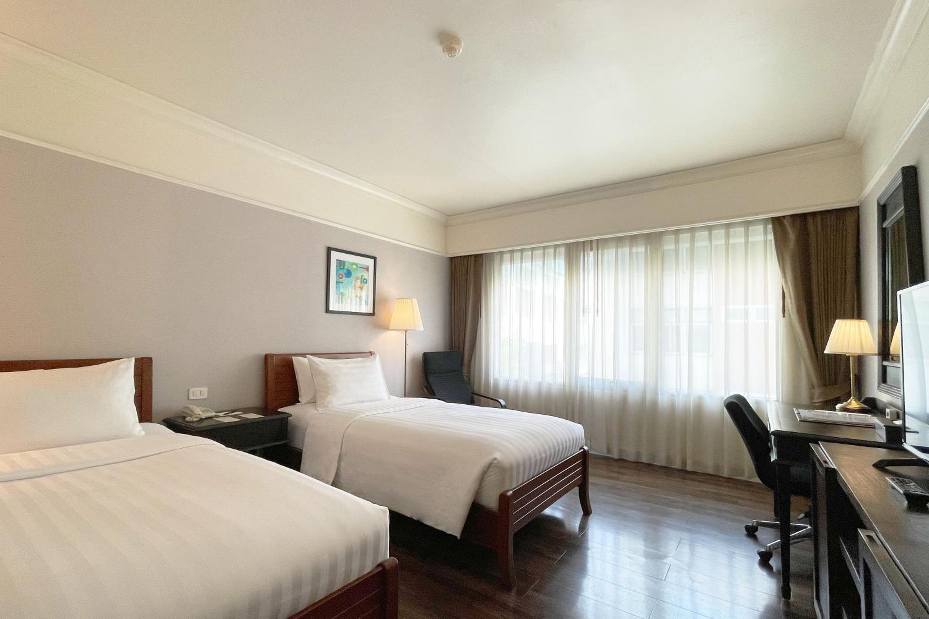 Deluxe Double or Twin Room photo 2