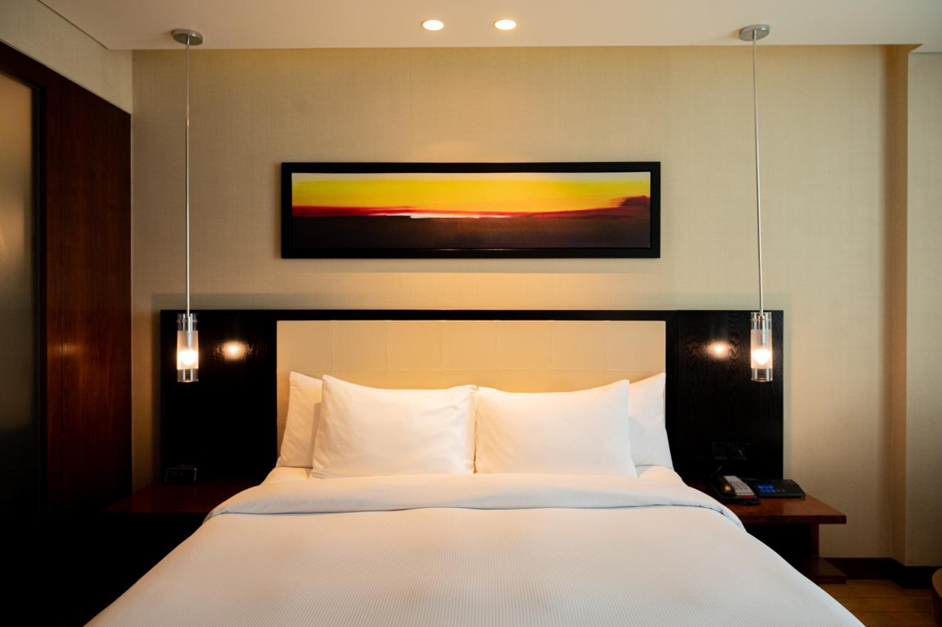 Executive King Room - Lounge Access - Photo 13