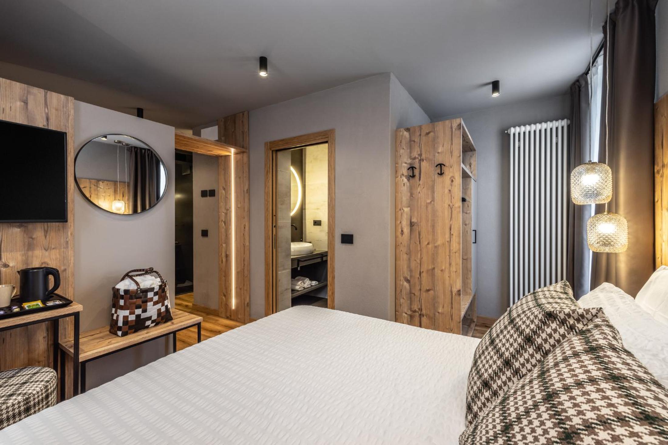 Luxury Quadruple Room