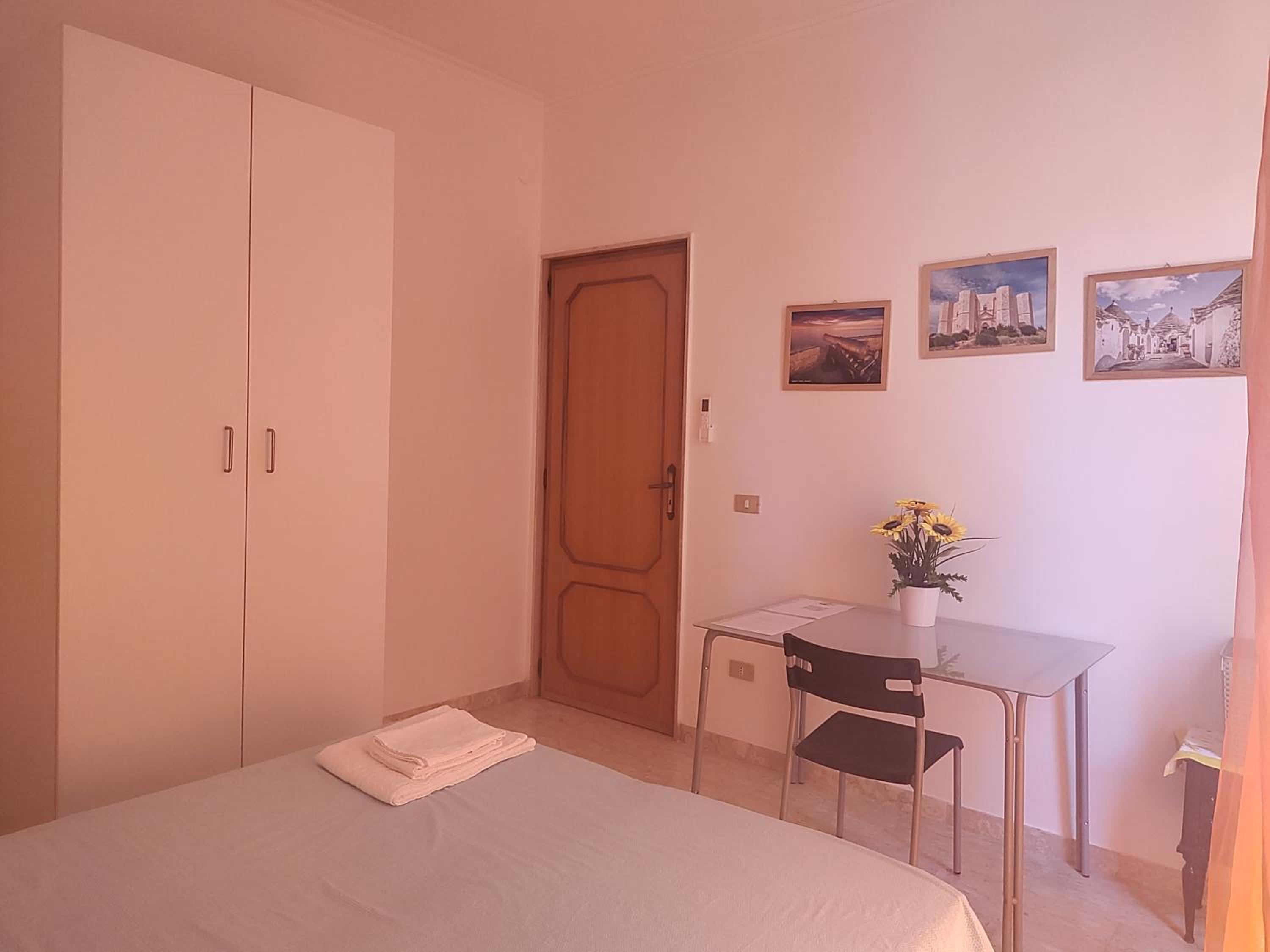 Standard Double Room photo 2